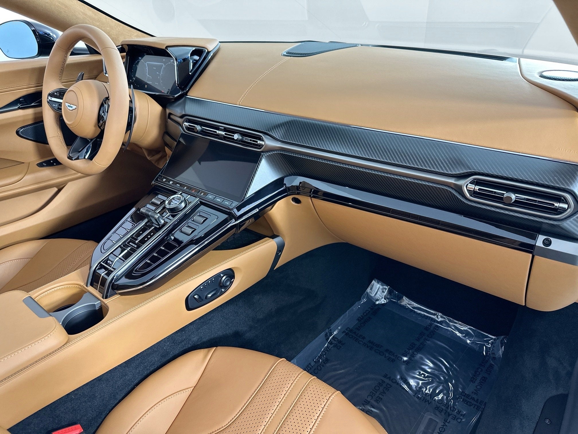 2026 Aston Martin Vantage Roadster