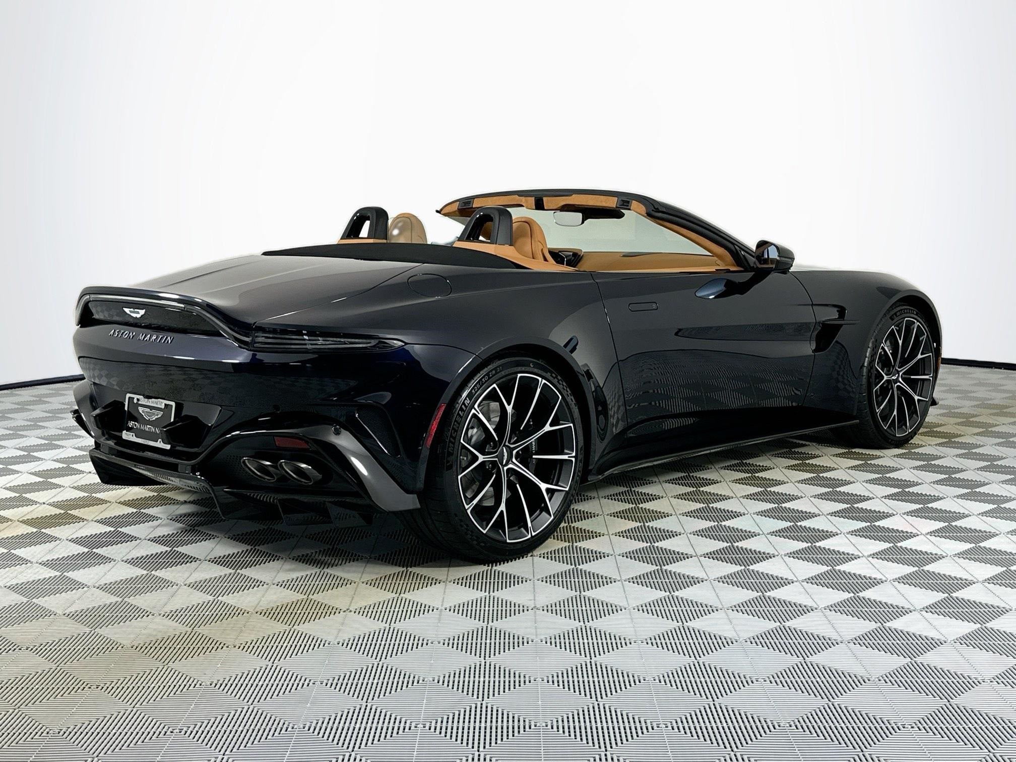 2026 Aston Martin Vantage Roadster