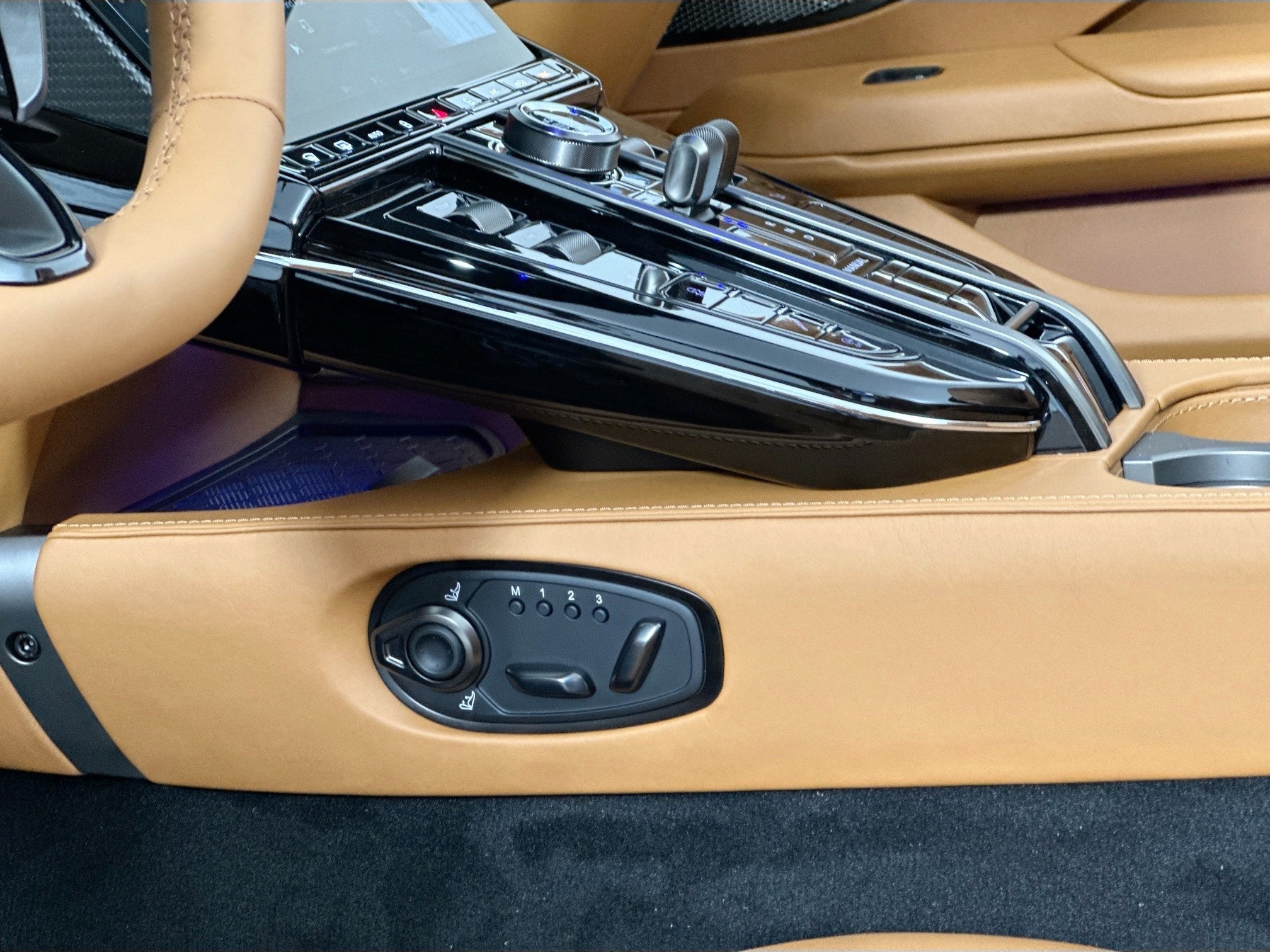 2026 Aston Martin Vantage Roadster