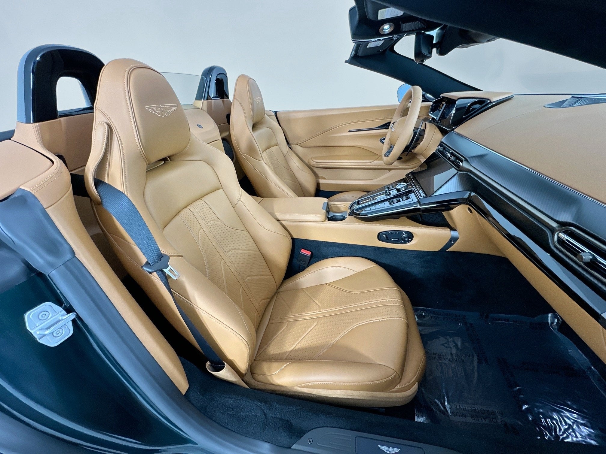 2026 Aston Martin Vantage Roadster