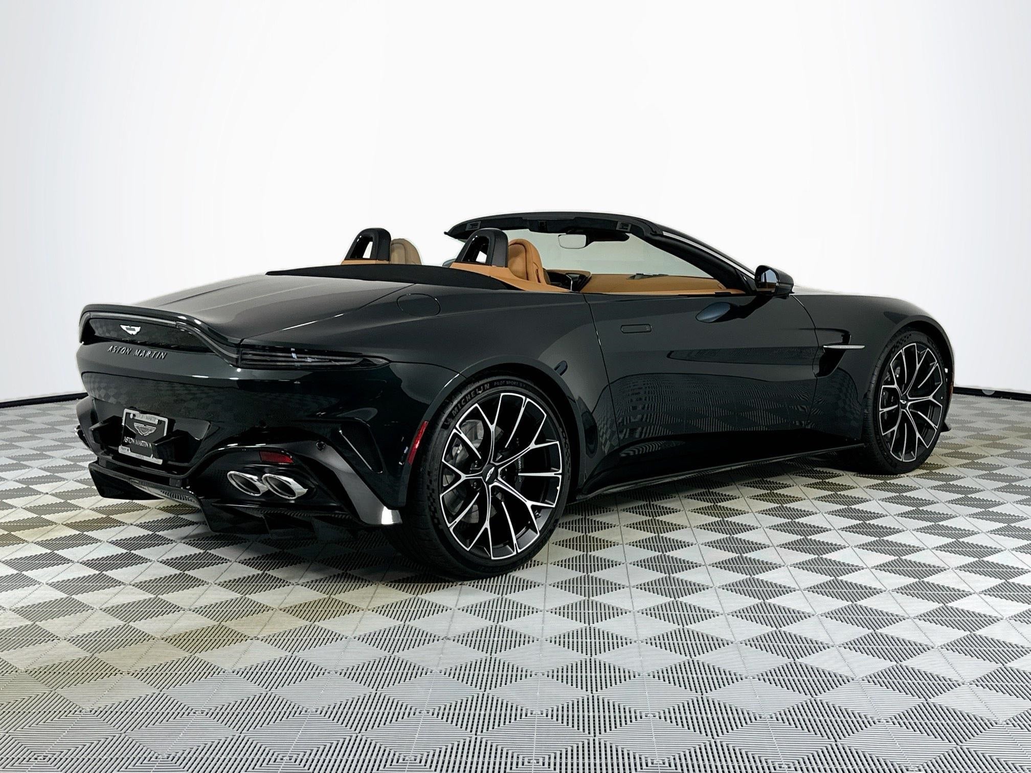 2026 Aston Martin Vantage Roadster