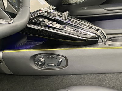 2026 Aston Martin Vantage Roadster