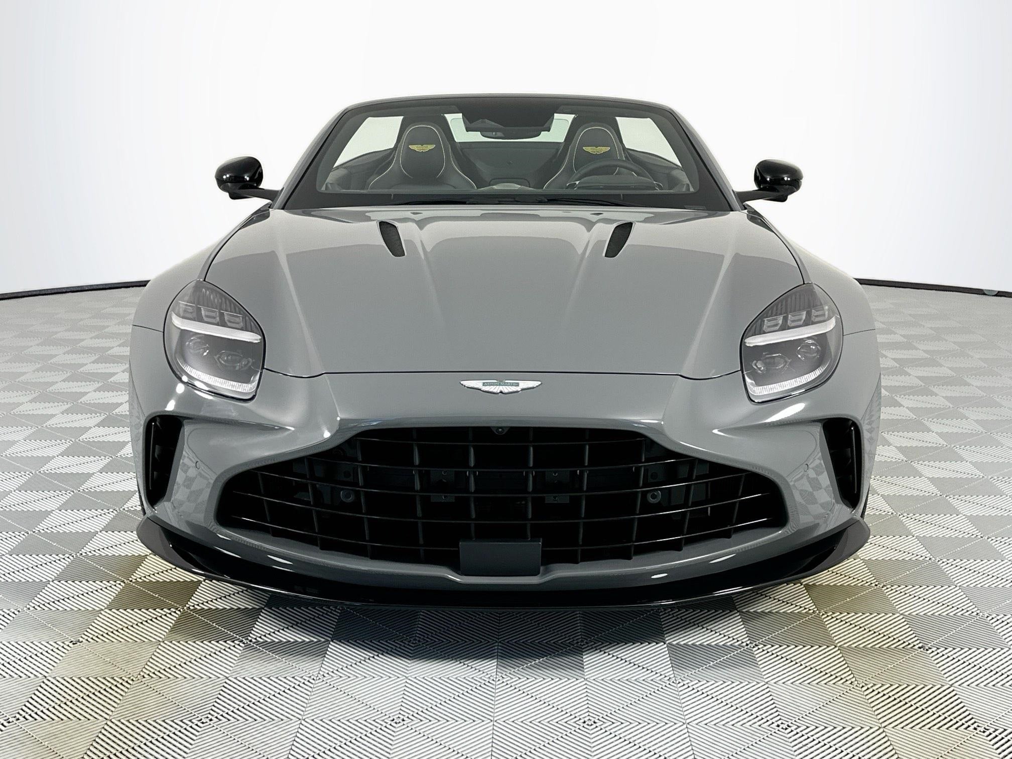 2026 Aston Martin Vantage Roadster