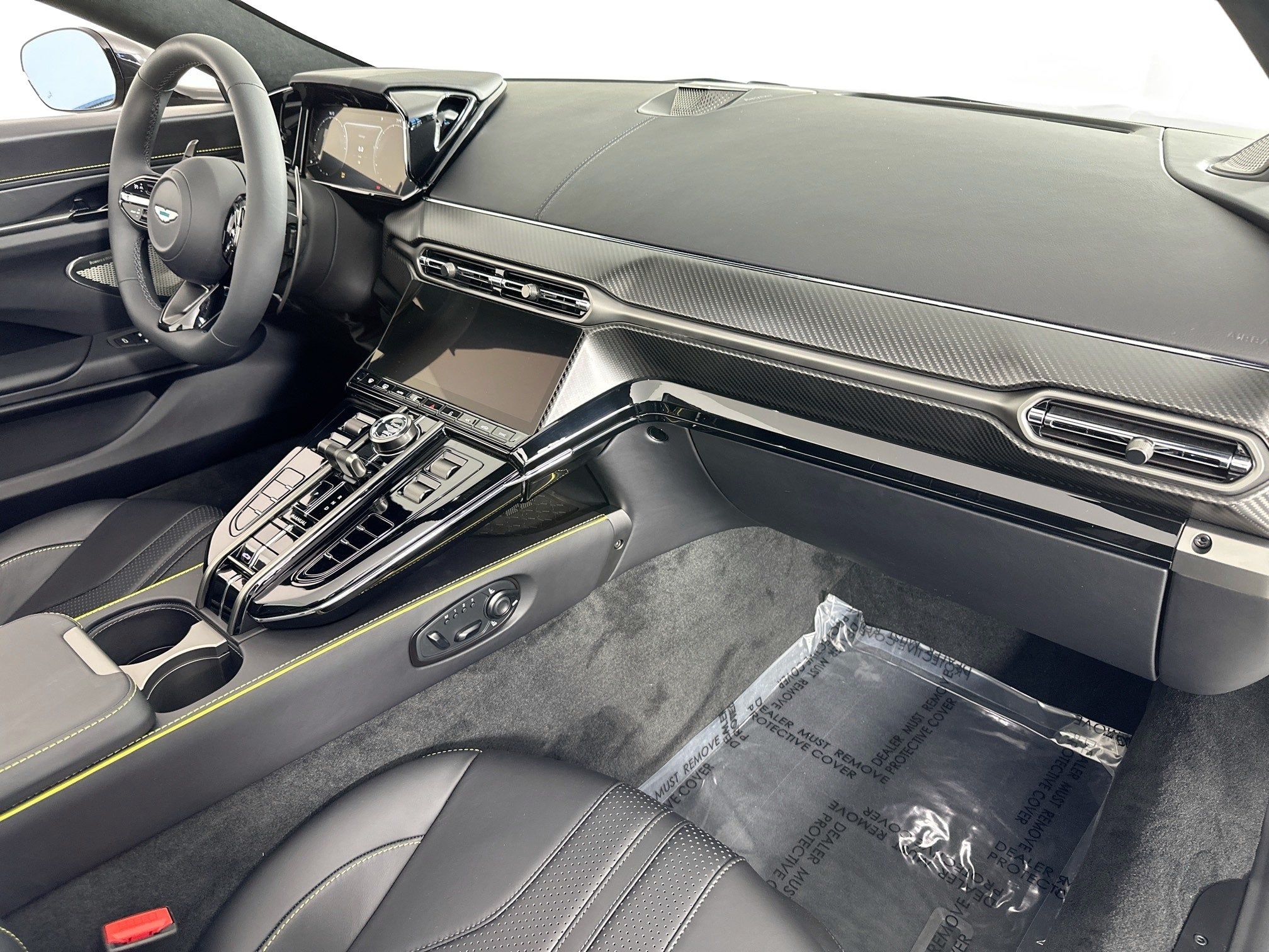 2026 Aston Martin Vantage Roadster