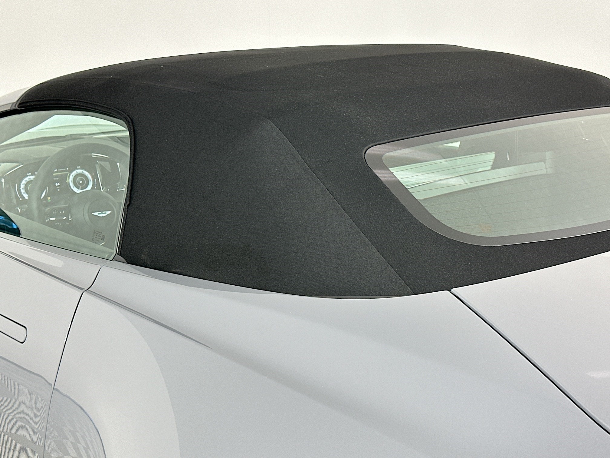 2026 Aston Martin Vantage Roadster