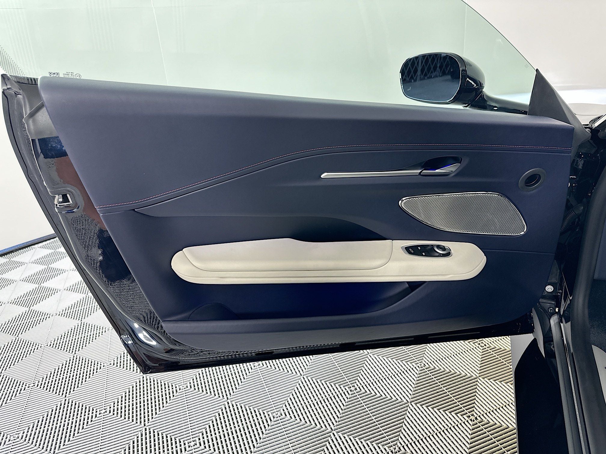 2026 Aston Martin Vantage S