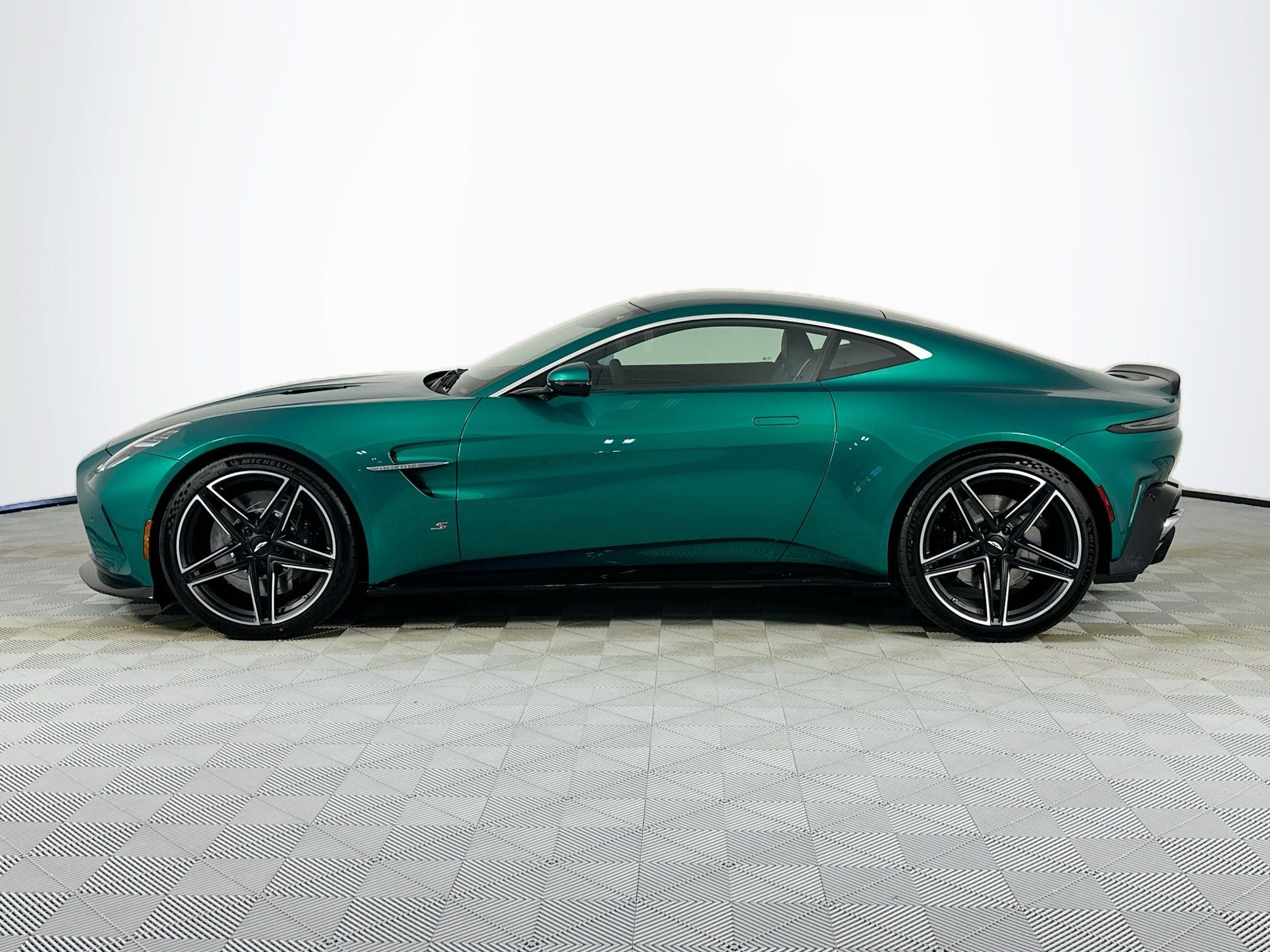 2026 Aston Martin Vantage S
