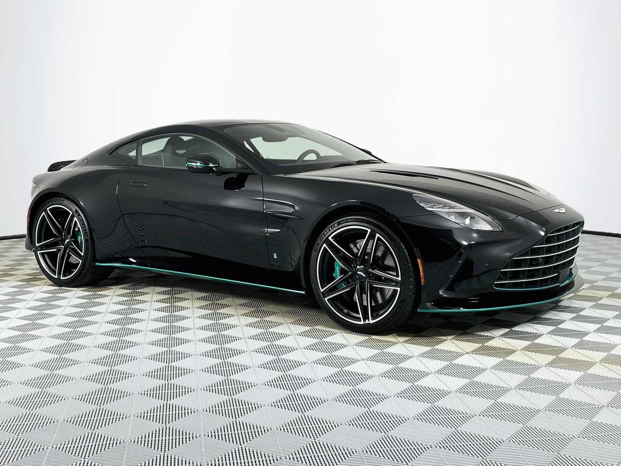 2026 Aston Martin Vantage S Q Edition