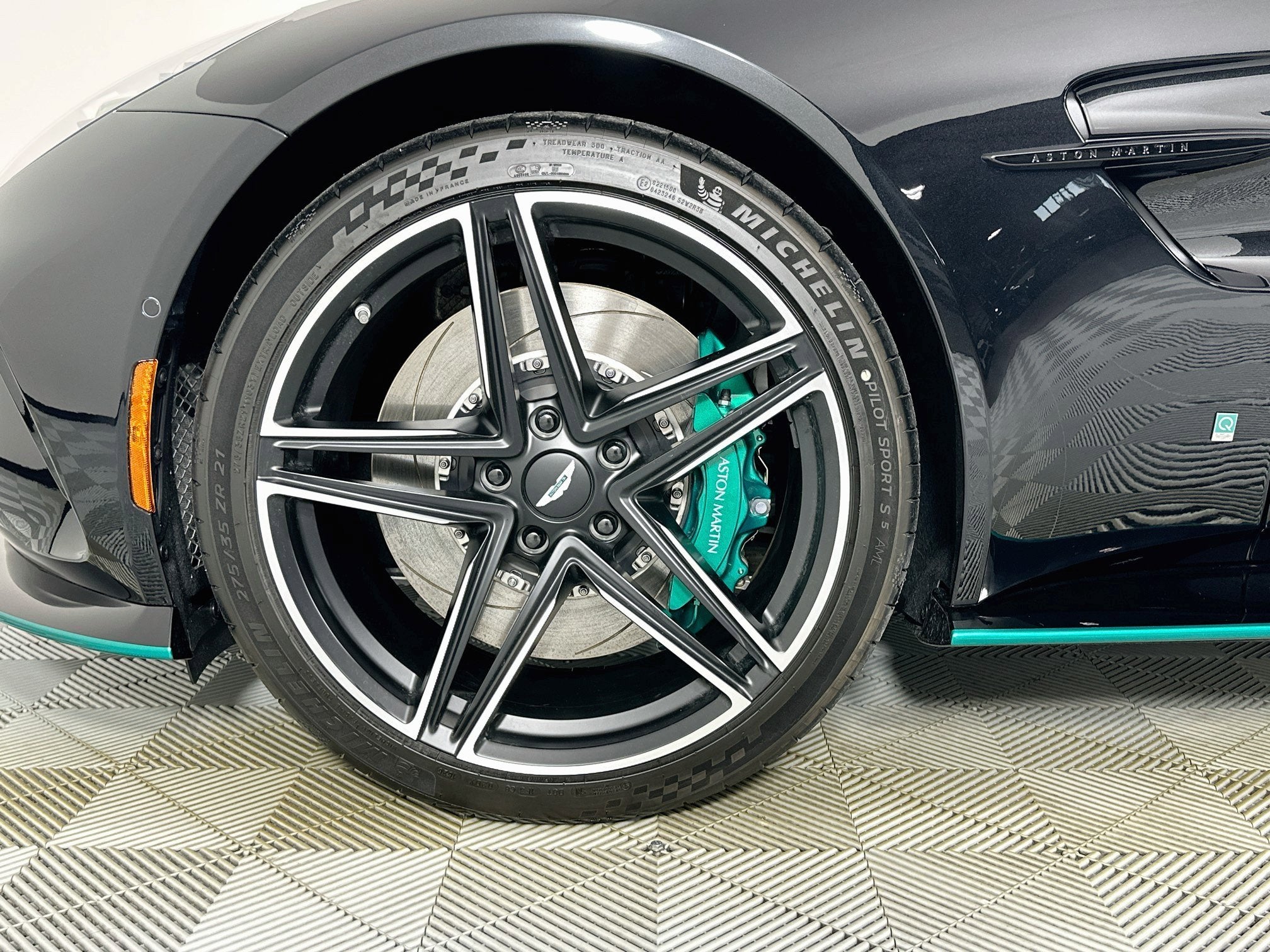 2026 Aston Martin Vantage S Q Edition