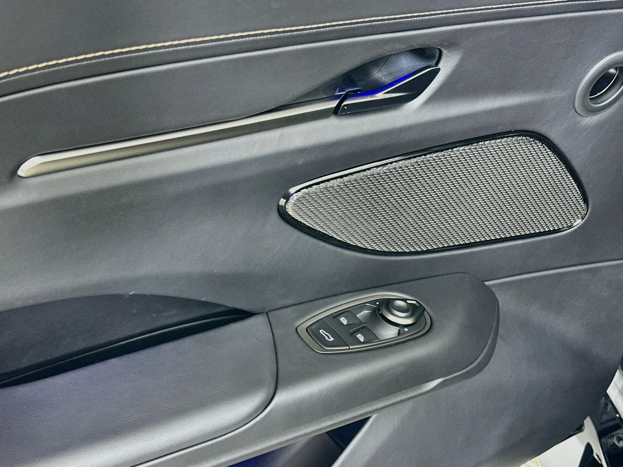 2026 Aston Martin Vantage S Roadster
