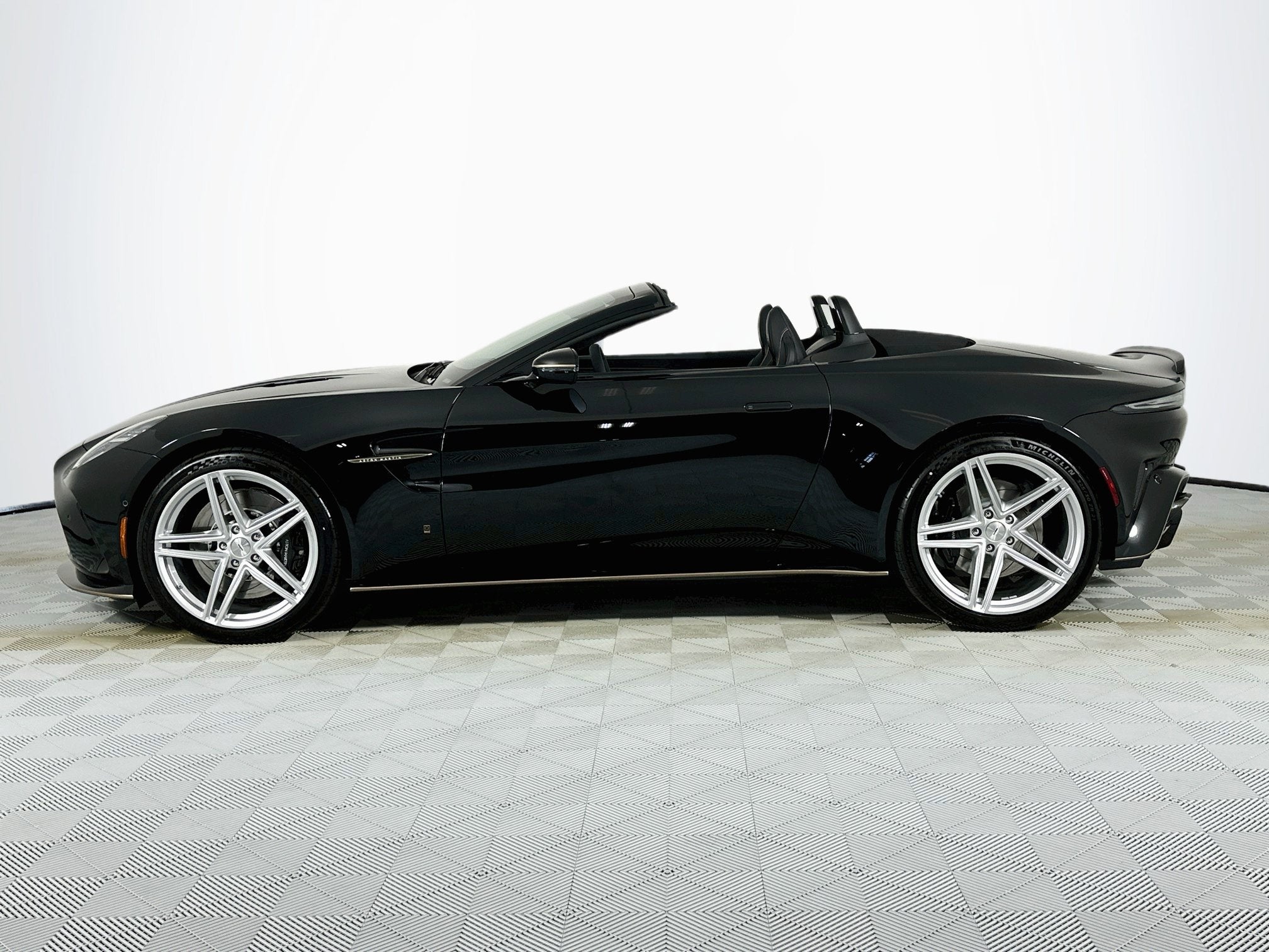 2026 Aston Martin Vantage S Roadster