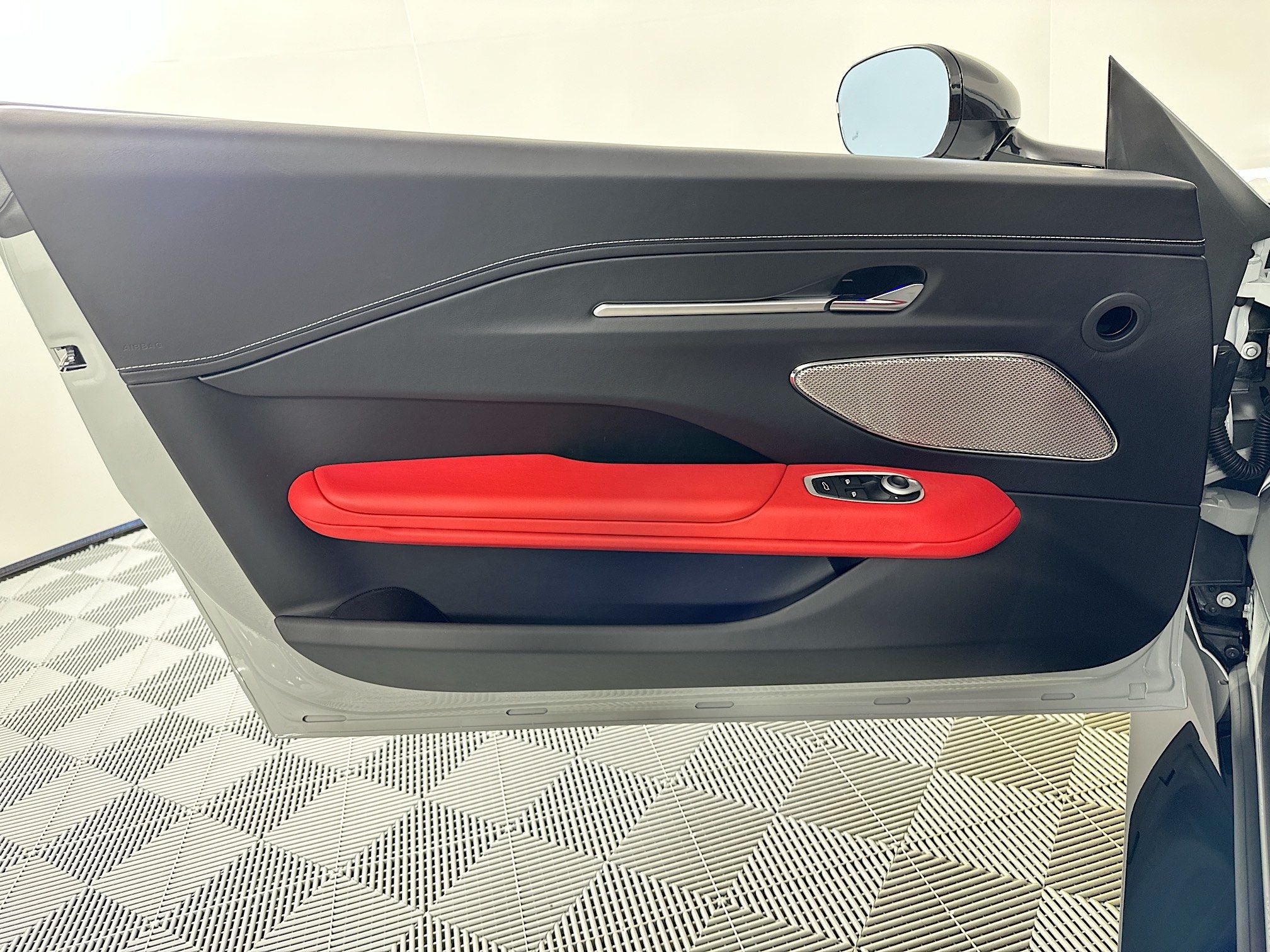 2026 Aston Martin Vantage S Roadster