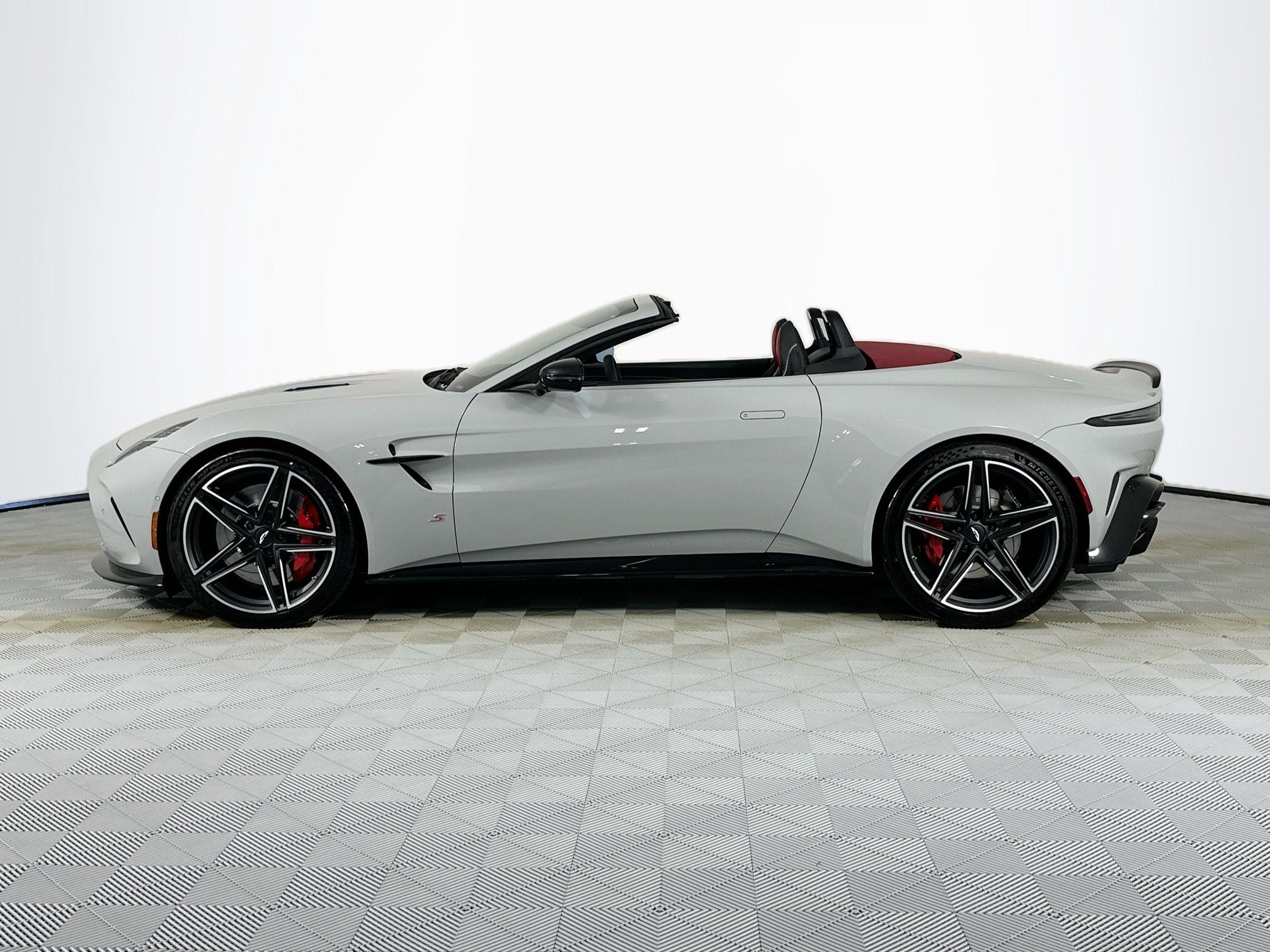 2026 Aston Martin Vantage S Roadster