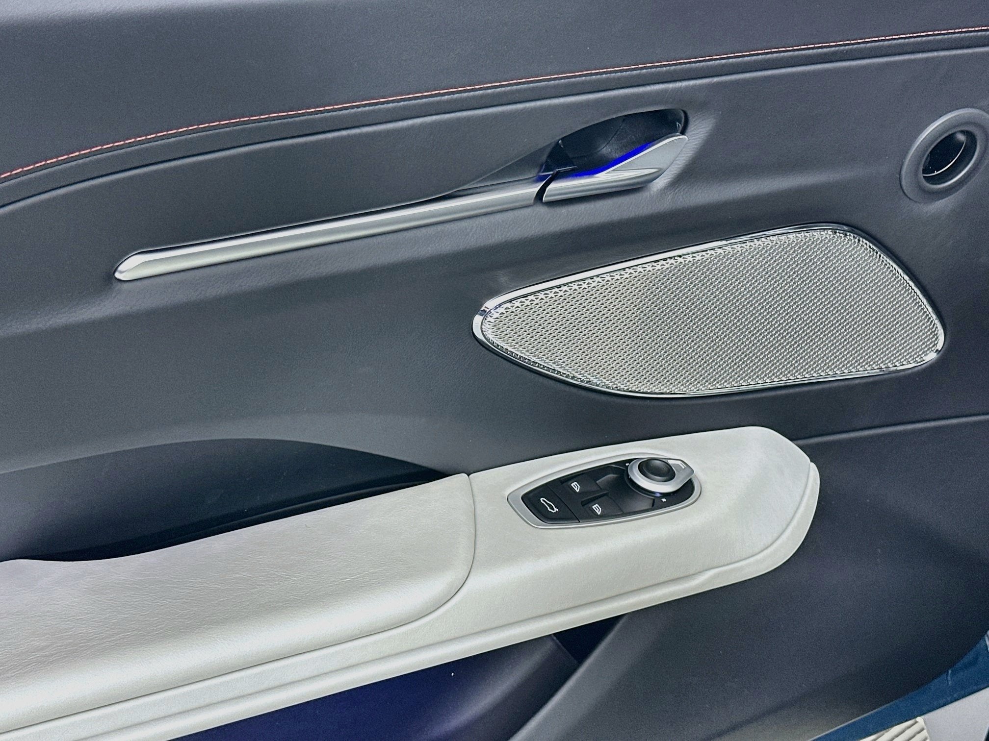 2026 Aston Martin Vantage S Roadster