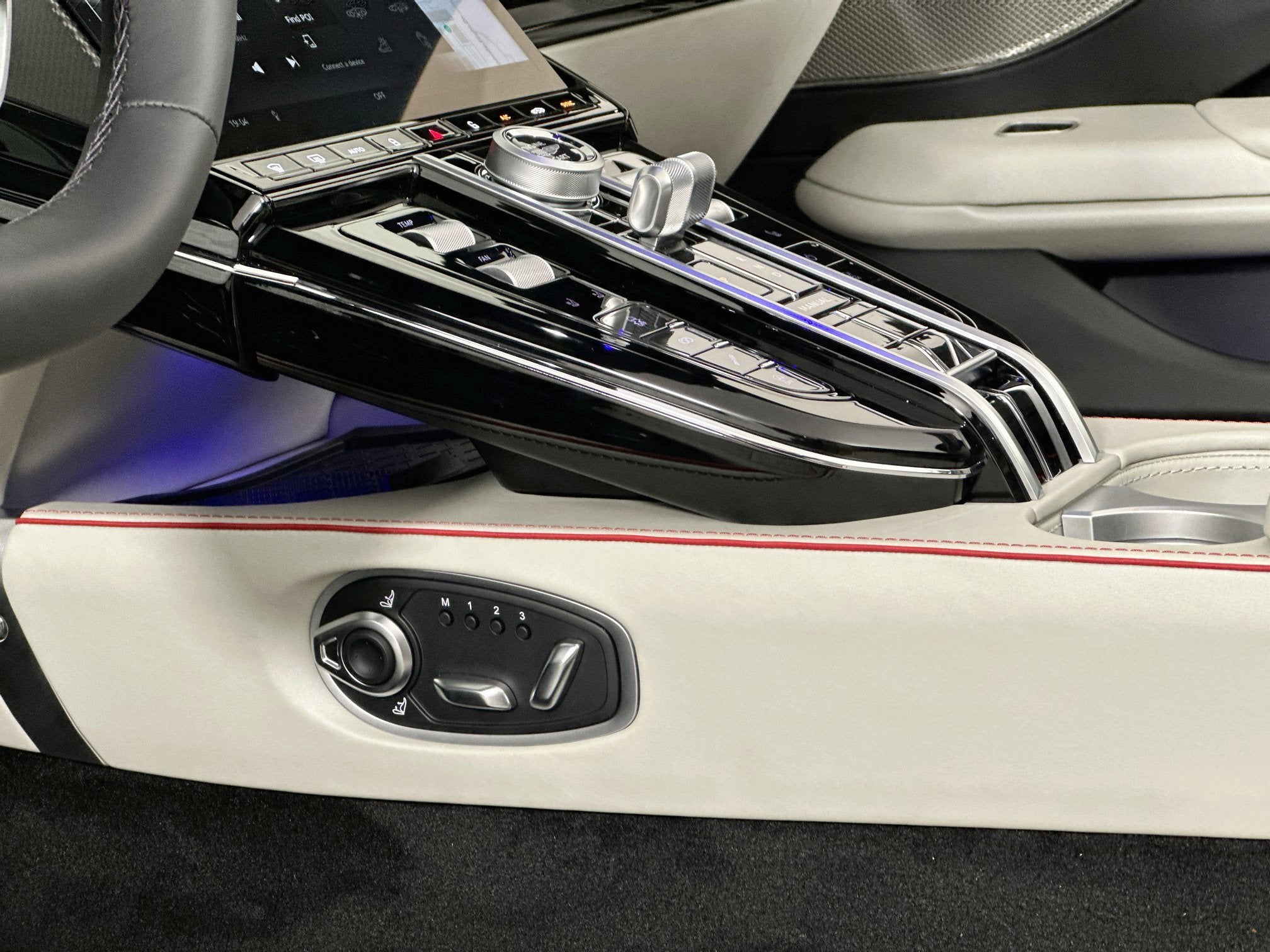 2026 Aston Martin Vantage S Roadster