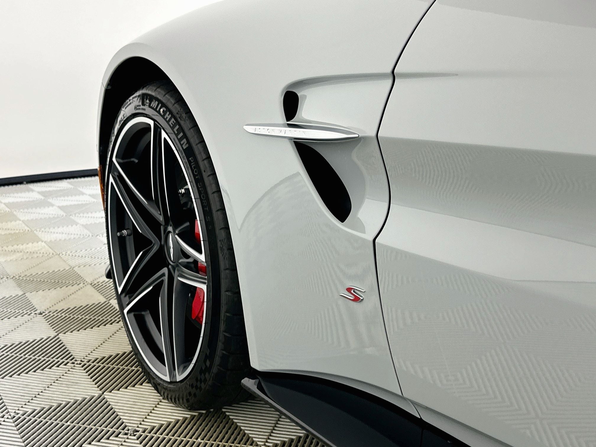 2026 Aston Martin Vantage S