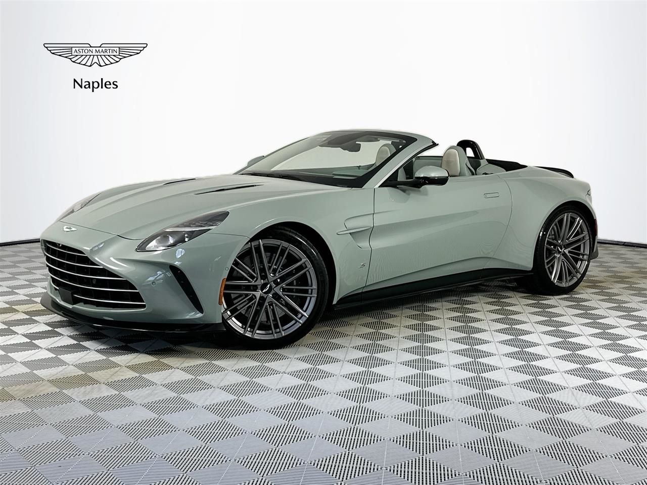 2026 Aston Martin Vantage 4.0 V8 Roadster's photo