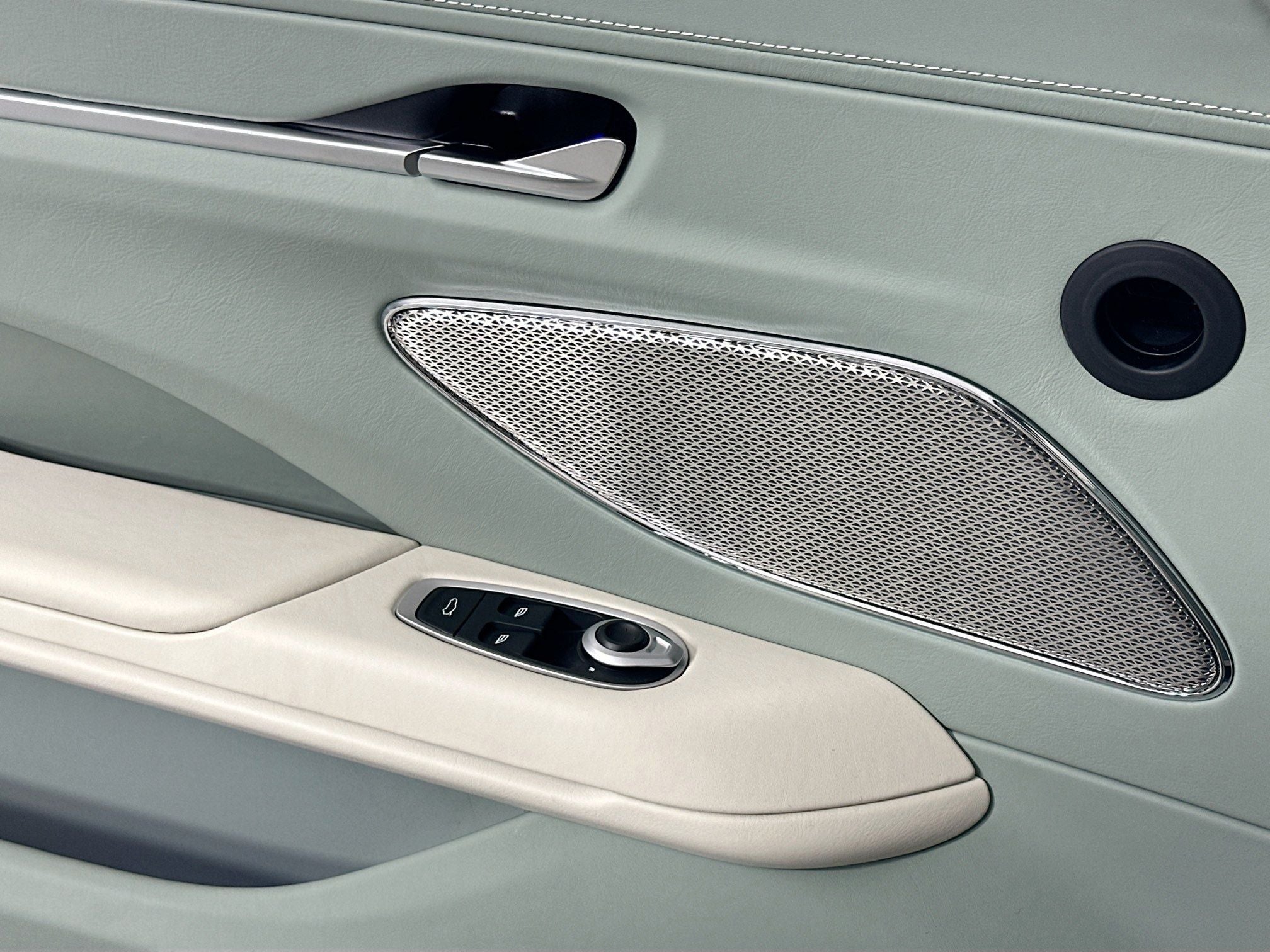 2026 Aston Martin Vantage S Roadster