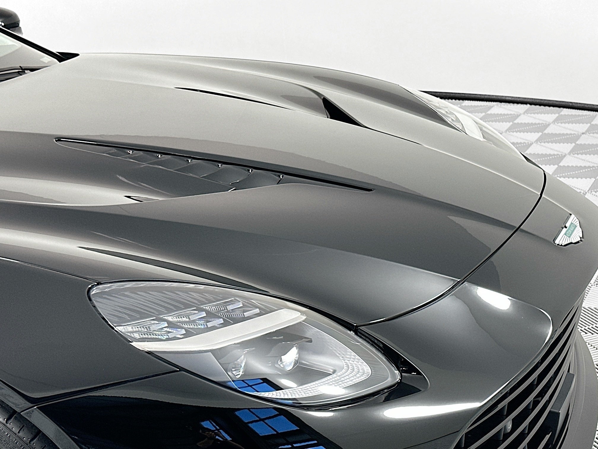 2026 Aston Martin Vanquish V12