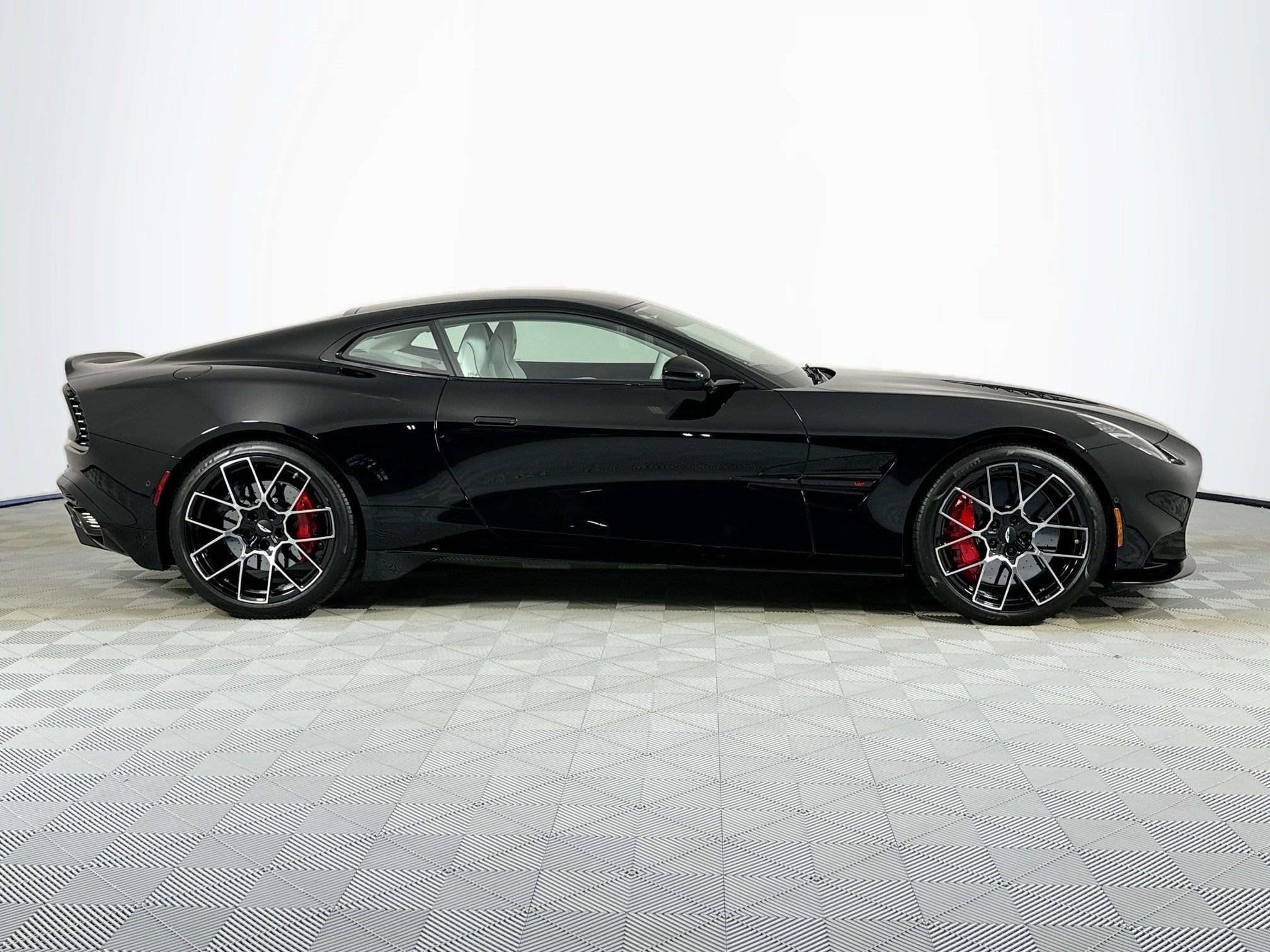 2026 Aston Martin Vanquish V12