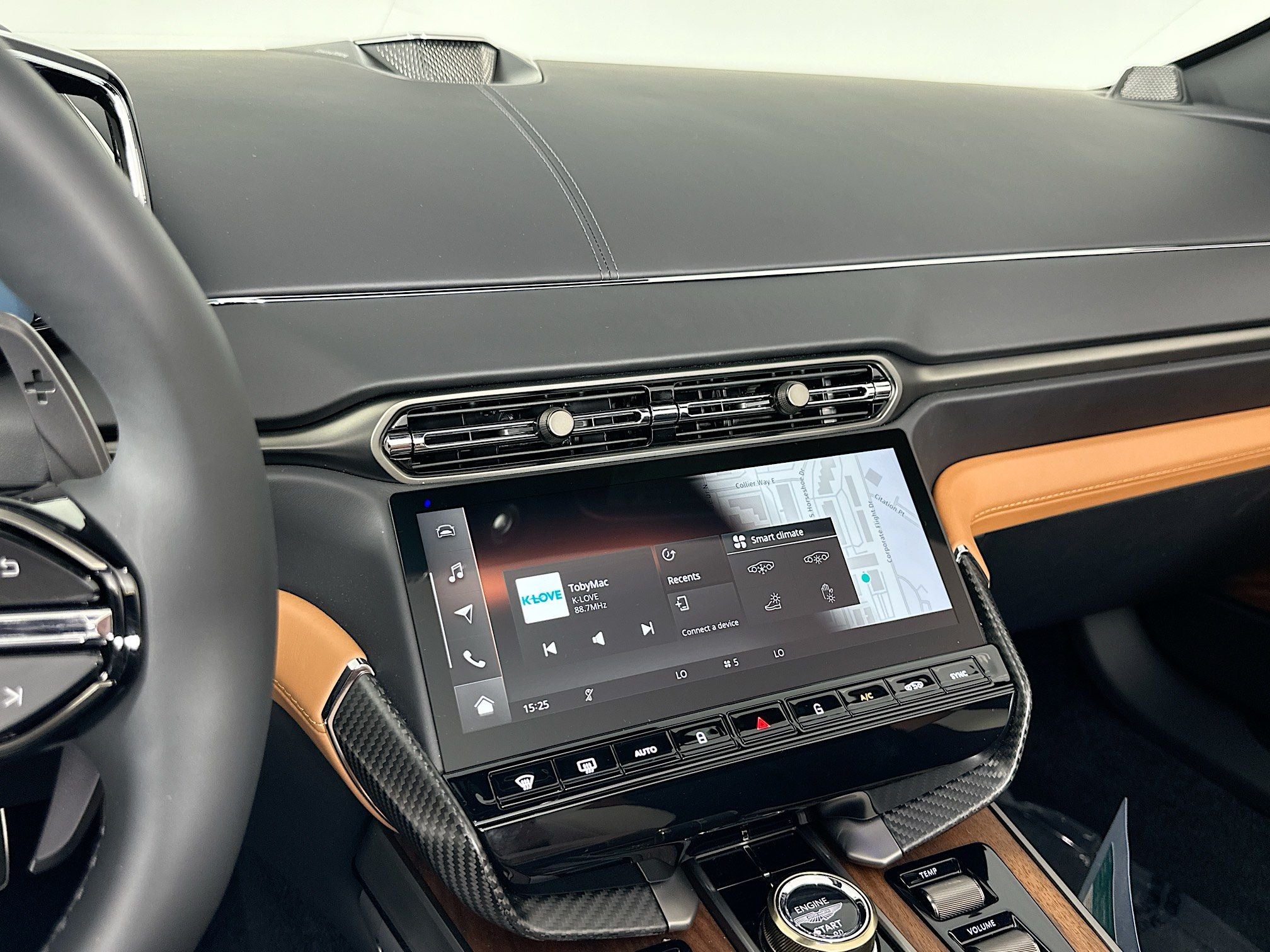 2026 Aston Martin Vanquish Volante