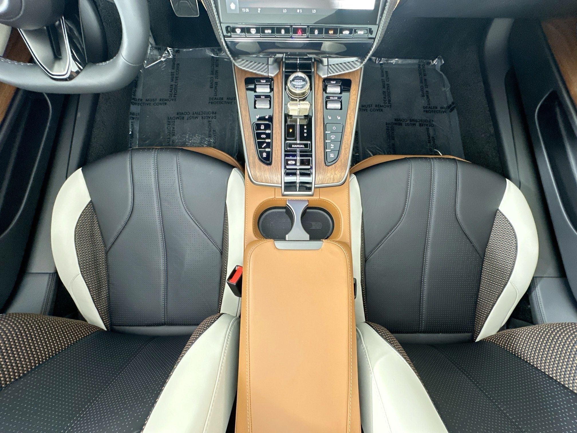 2026 Aston Martin Vanquish Volante