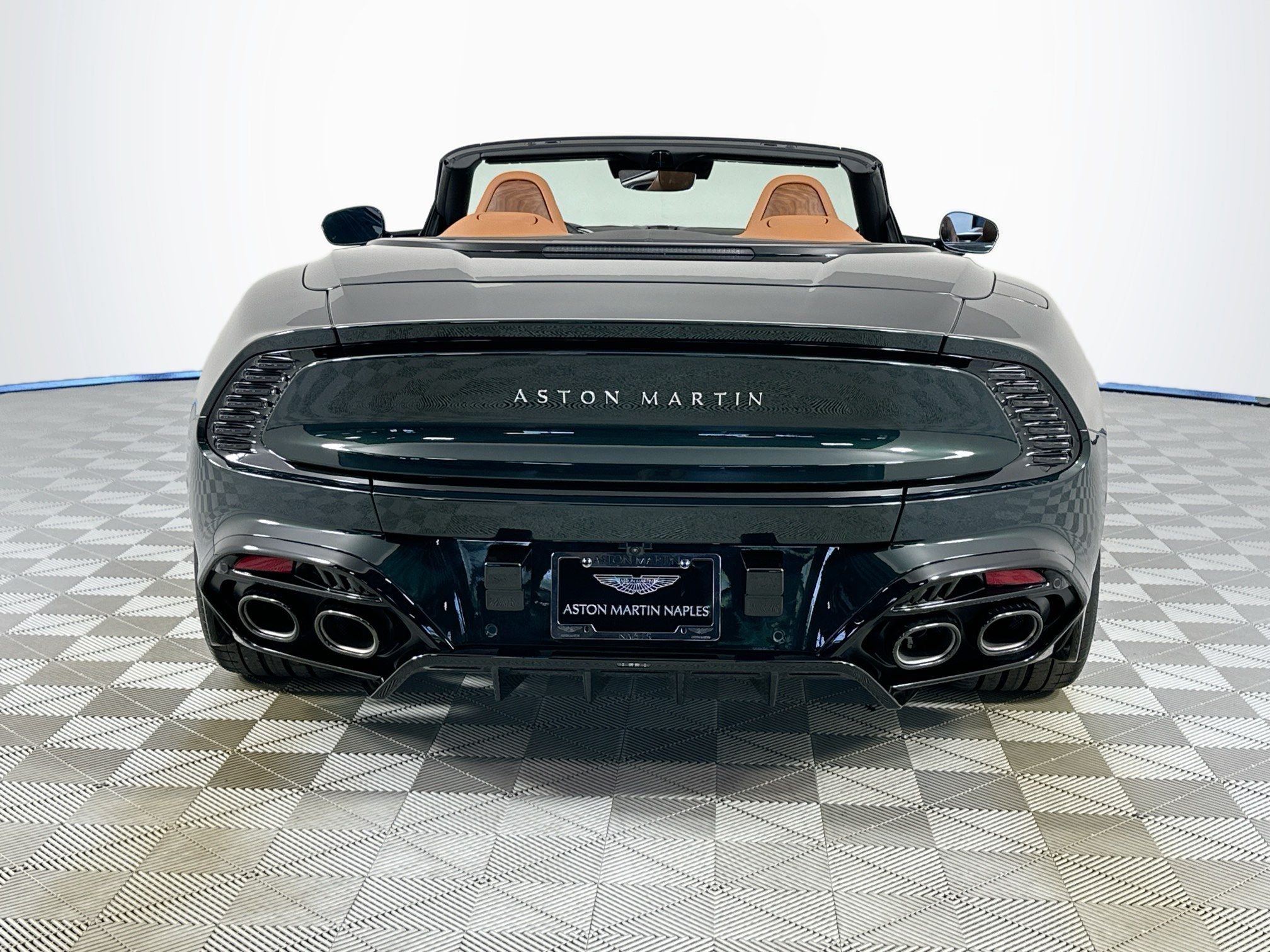 2026 Aston Martin Vanquish Volante