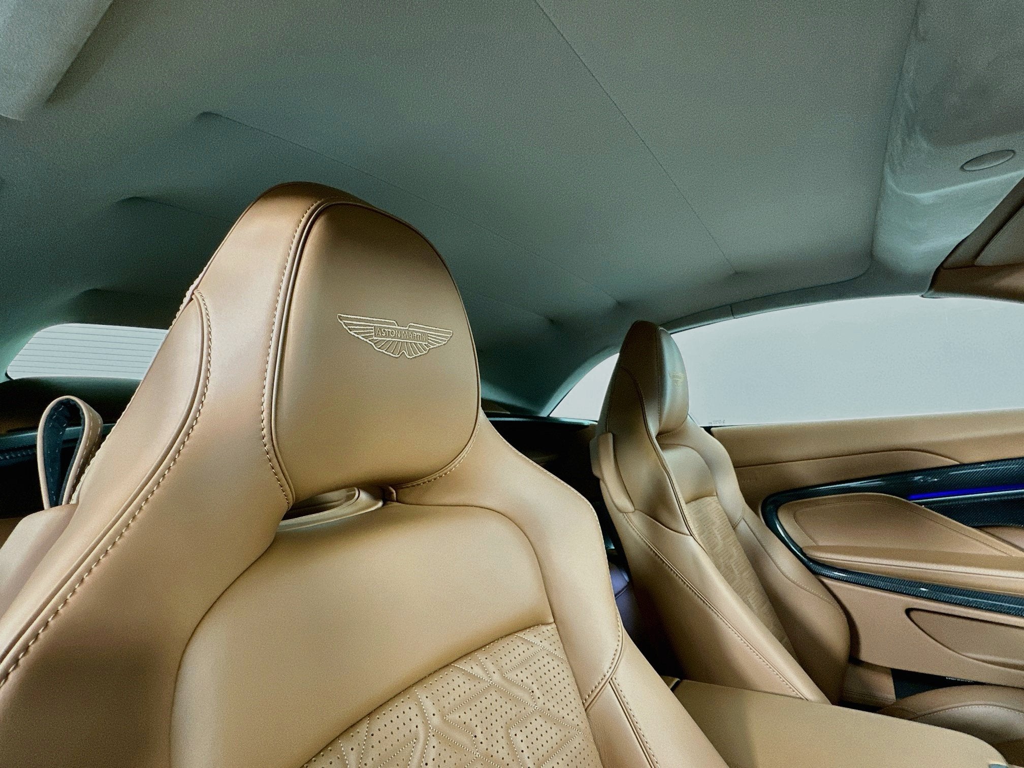 2026 Aston Martin Vanquish Volante