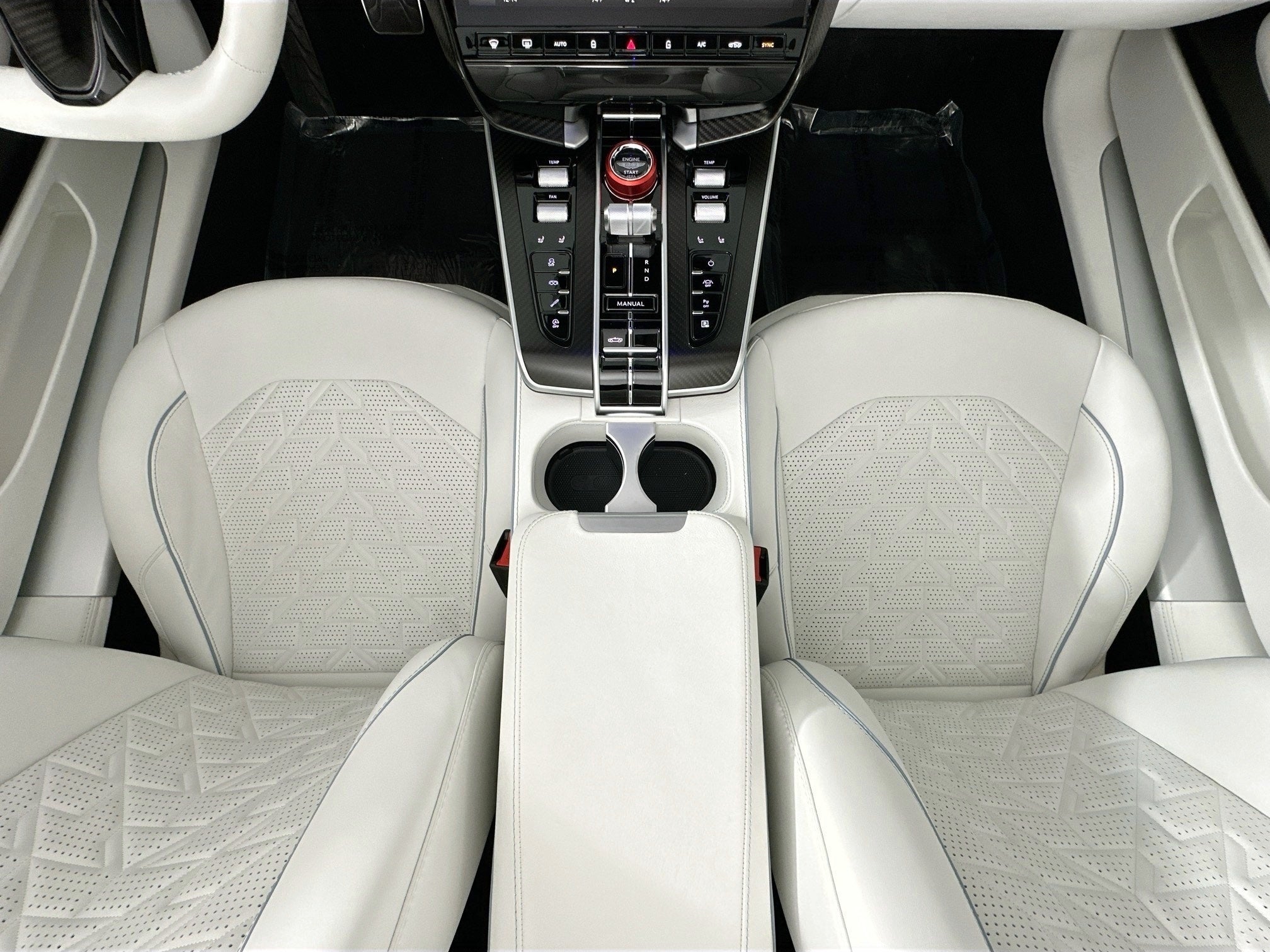 2026 Aston Martin Vanquish Volante