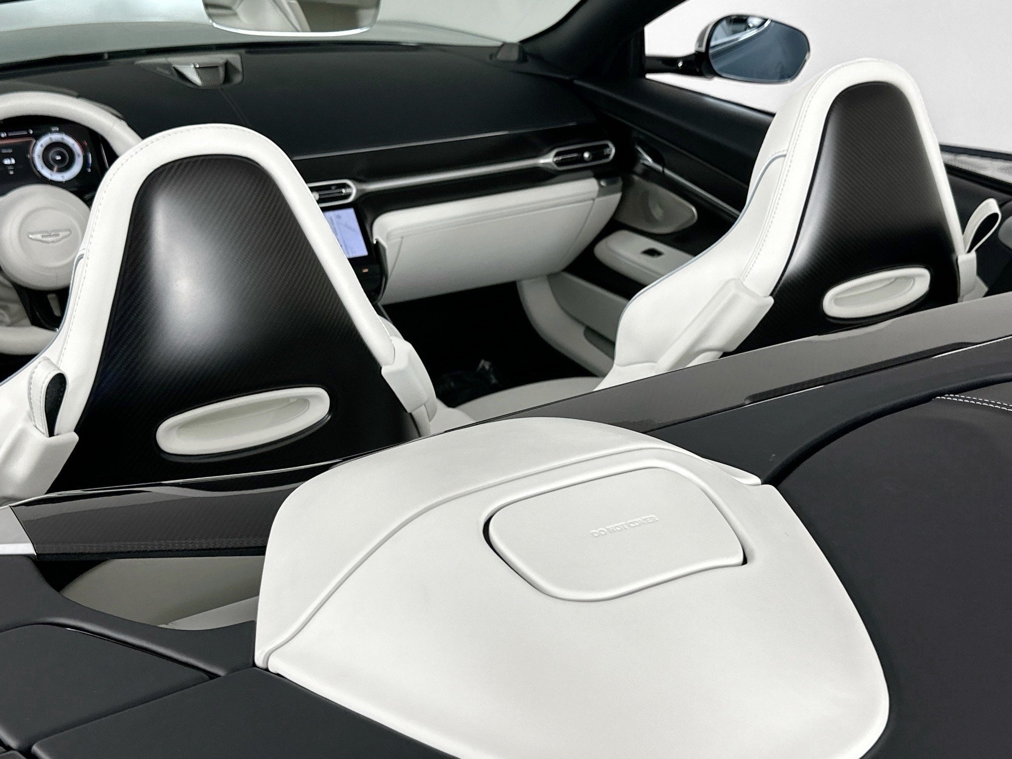 2026 Aston Martin Vanquish Volante