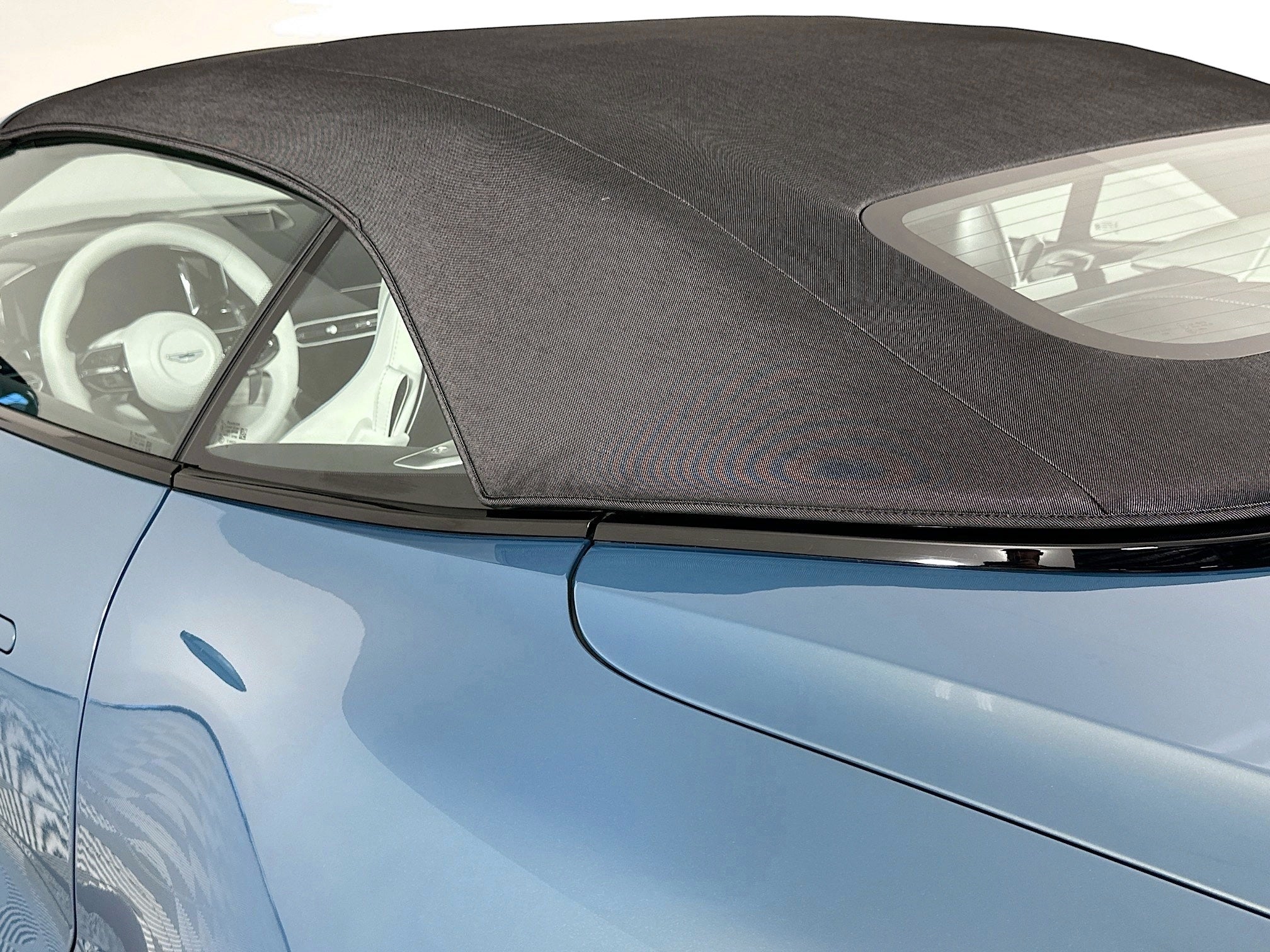 2026 Aston Martin Vanquish Volante