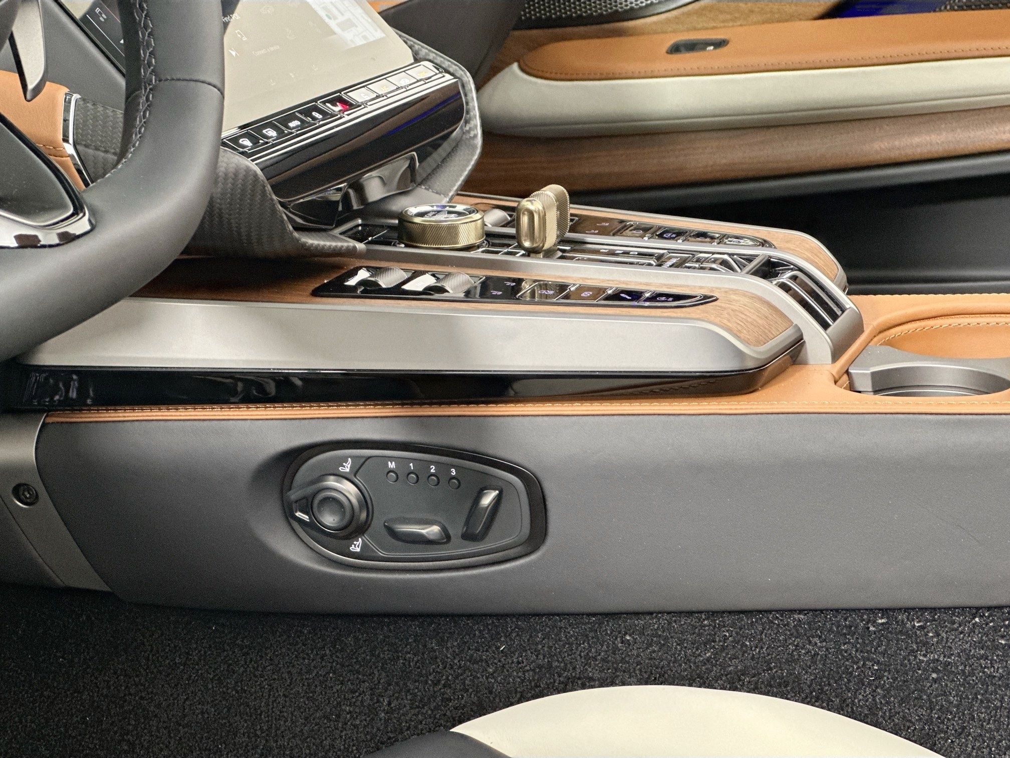 2026 Aston Martin Vanquish Volante 60th Edition