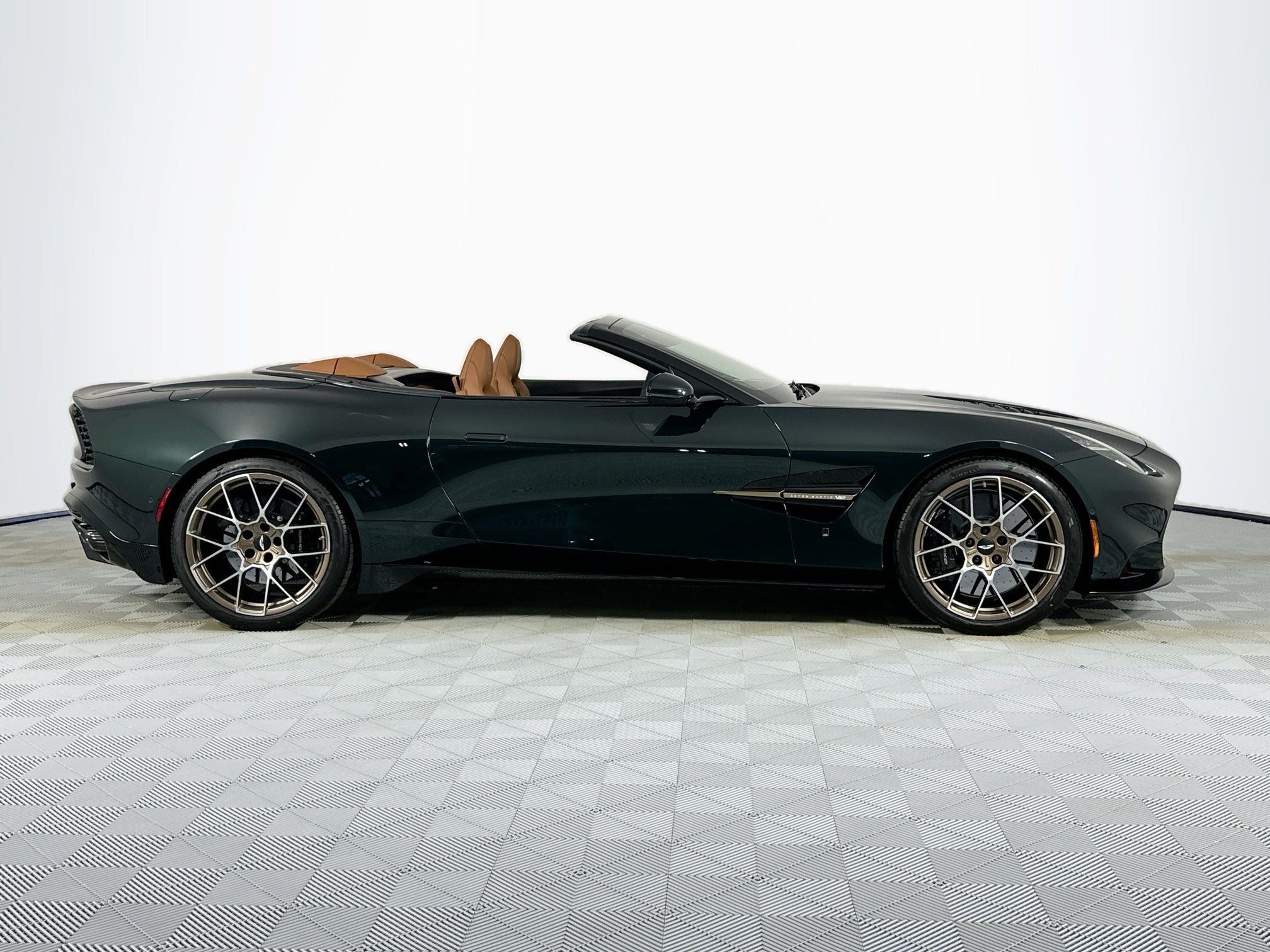 2026 Aston Martin Vanquish Volante 60th Edition
