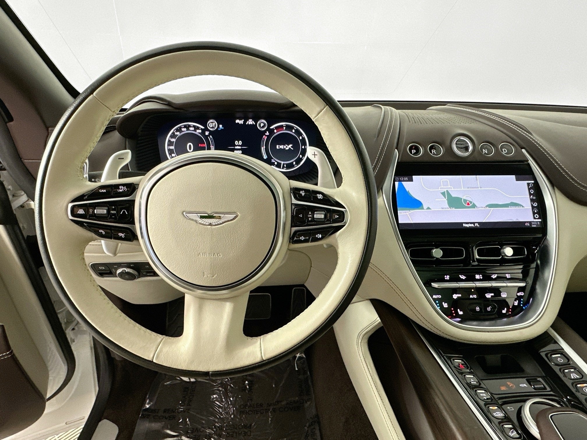 2021 Aston Martin DBX Base