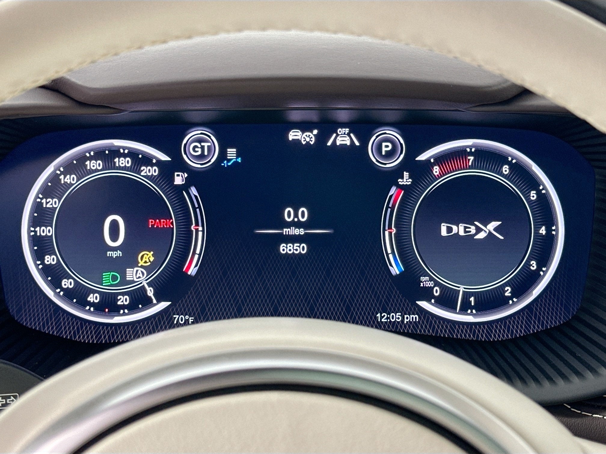 2021 Aston Martin DBX Base