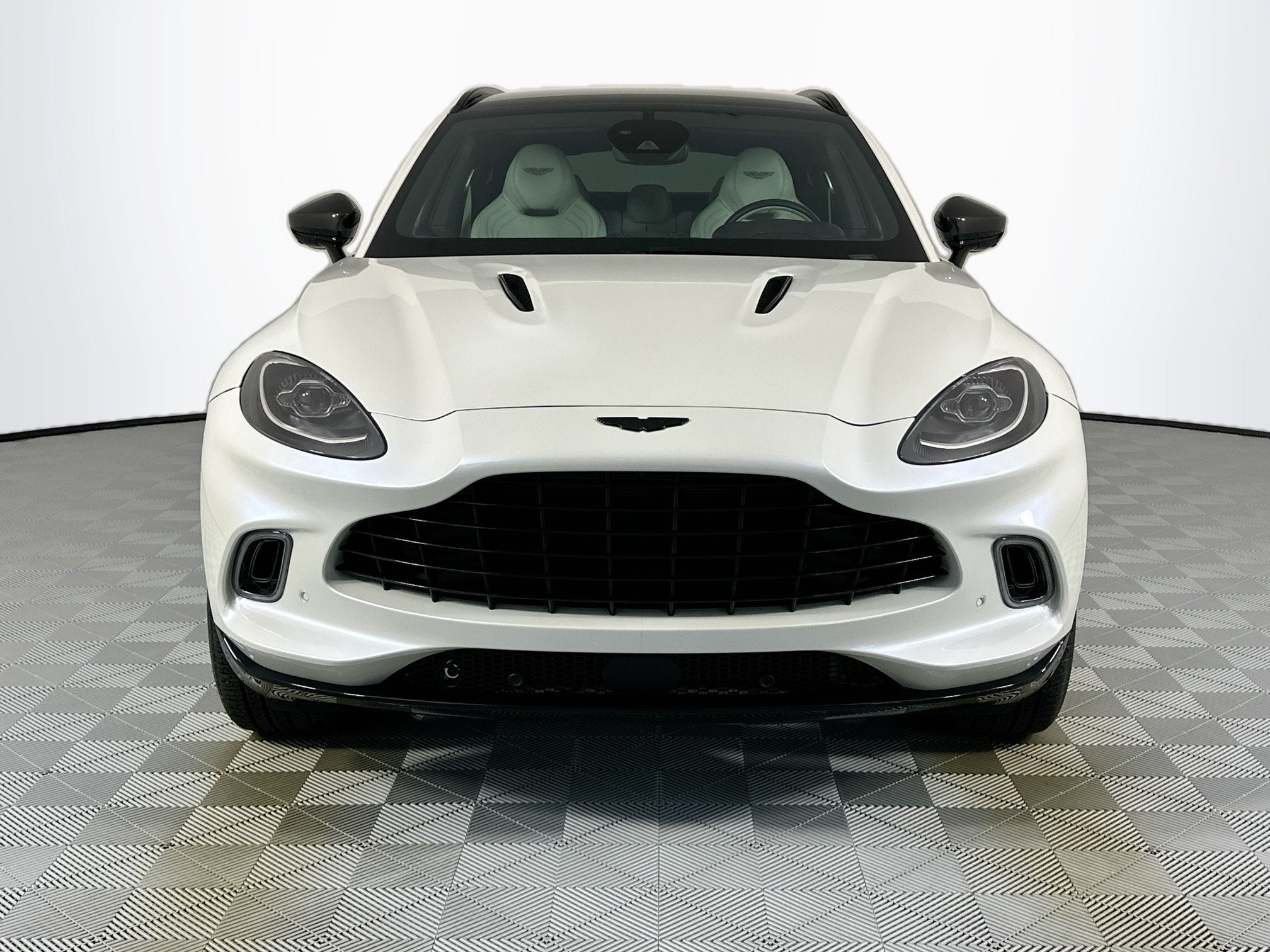 2021 Aston Martin DBX Base