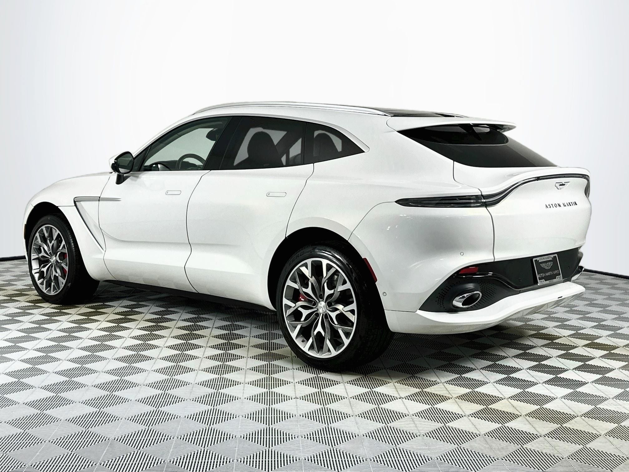 2023 Aston Martin DBX Base