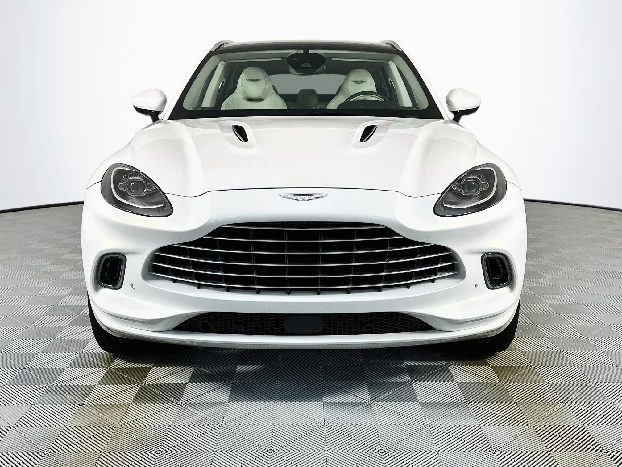 2023 Aston Martin DBX Base
