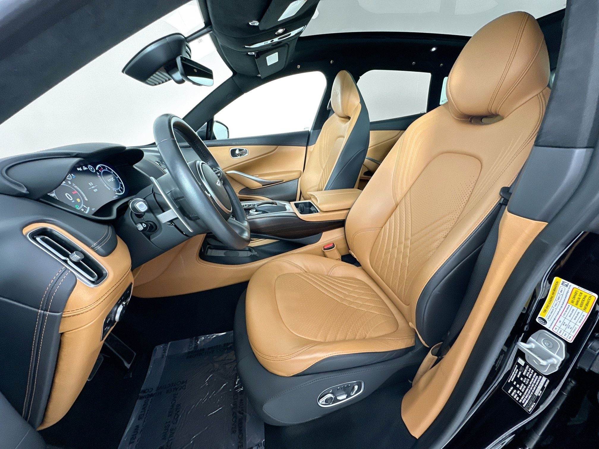 2022 Aston Martin DBX Base
