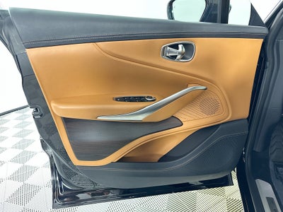 2022 Aston Martin DBX Base
