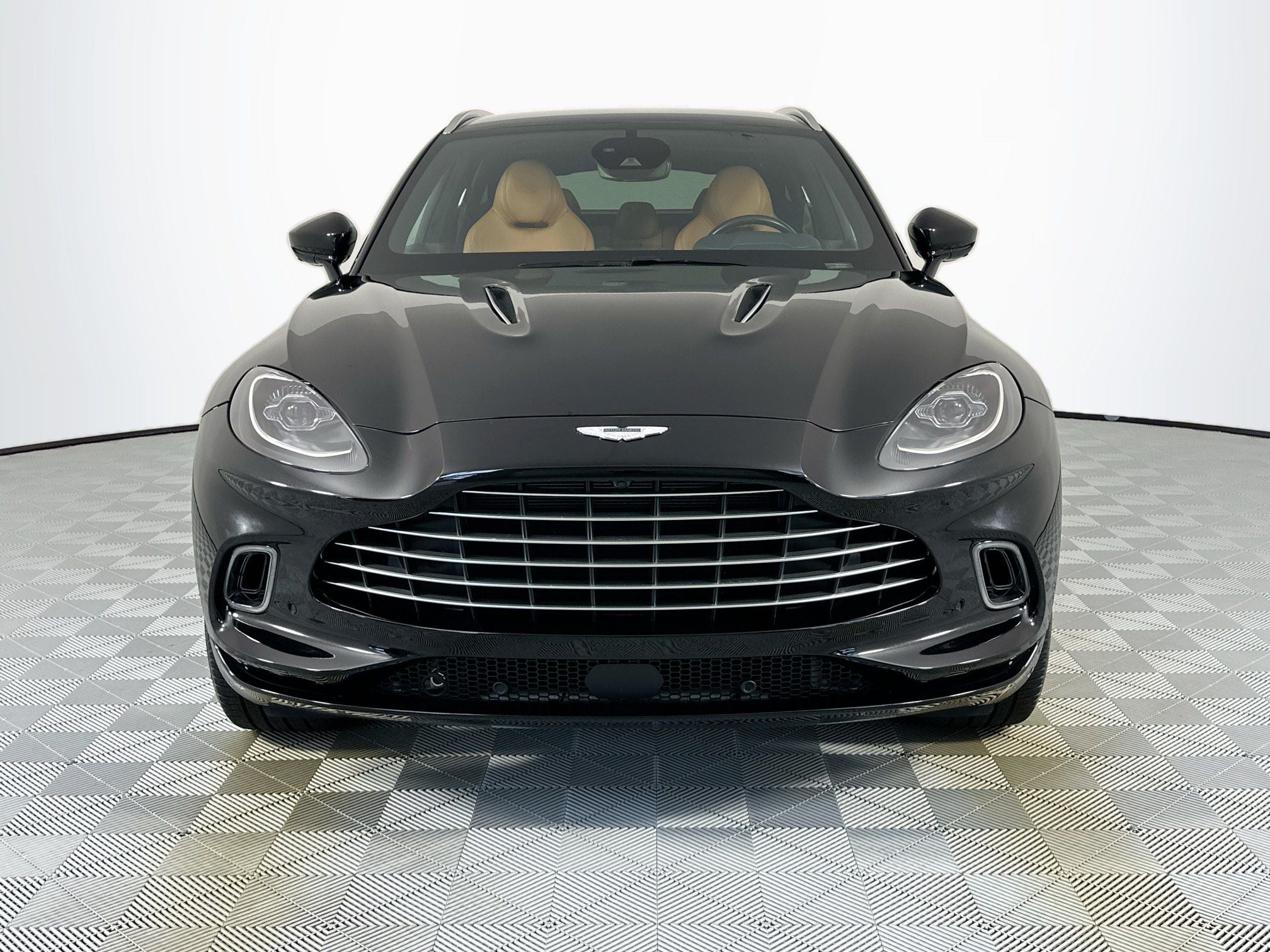 2022 Aston Martin DBX Base