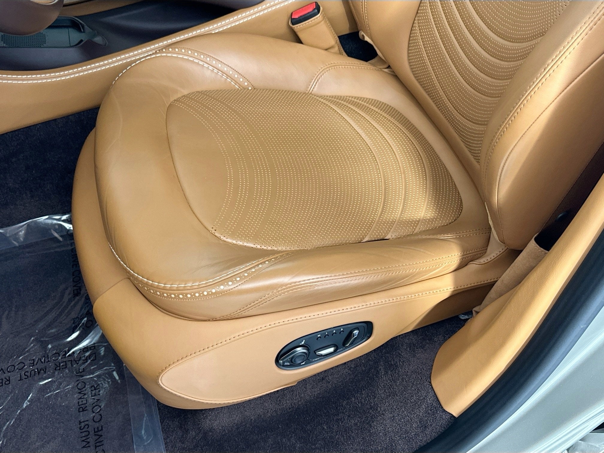 2023 Aston Martin DBX 707