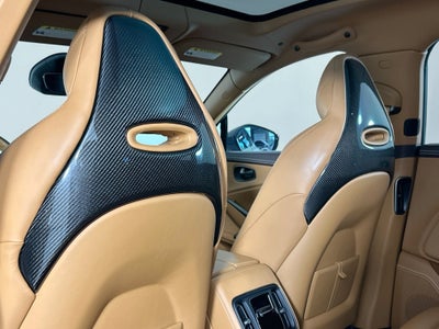 2023 Aston Martin DBX 707