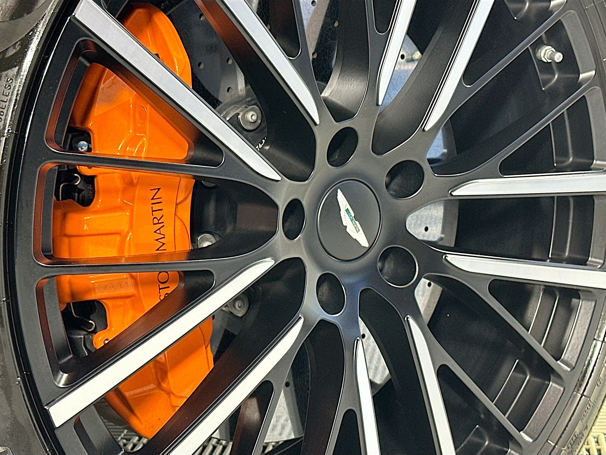 2023 Aston Martin DBX 707