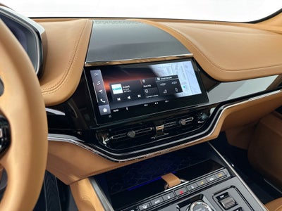 2026 Aston Martin DBX 707