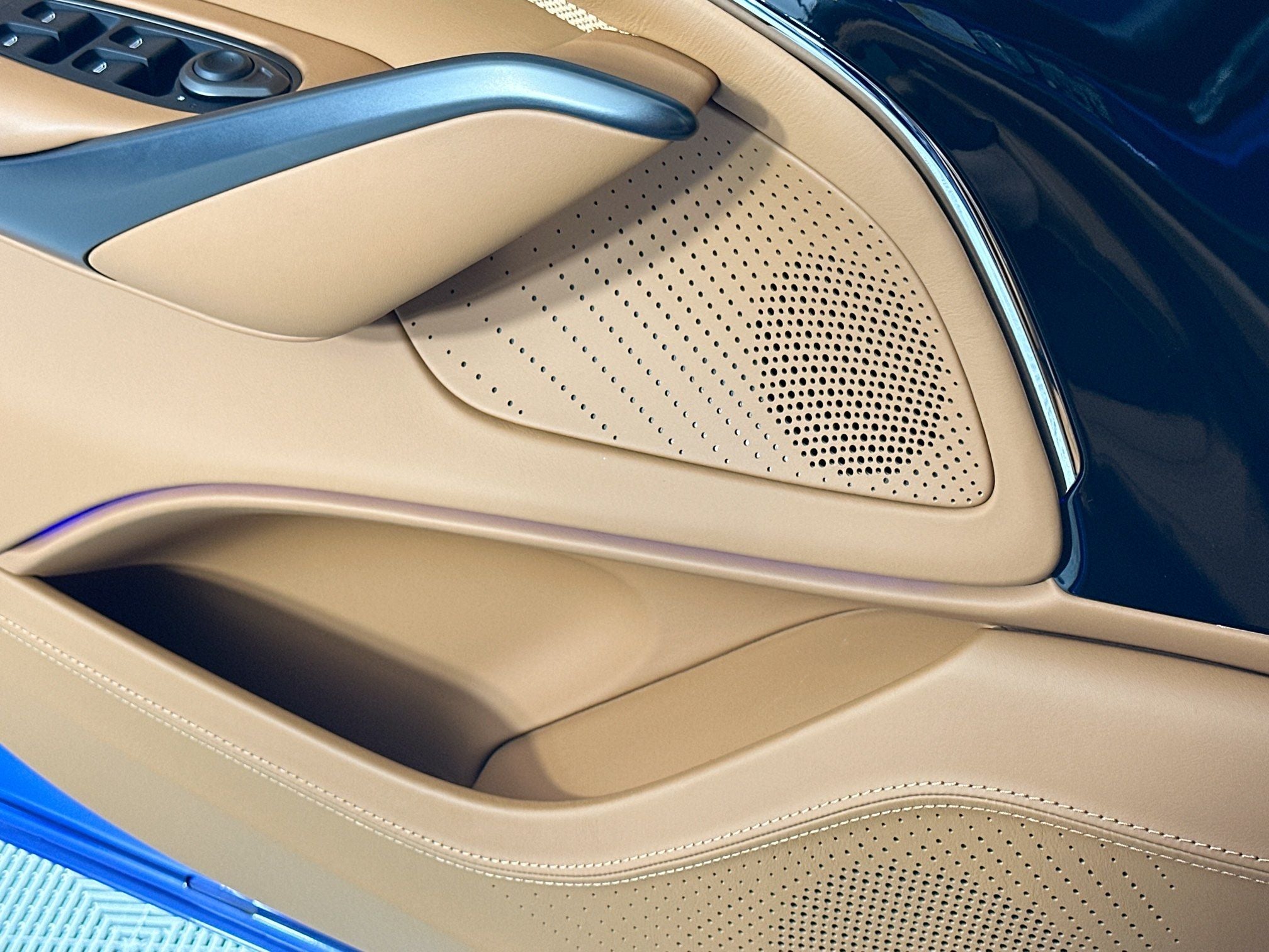 2026 Aston Martin DBX 707