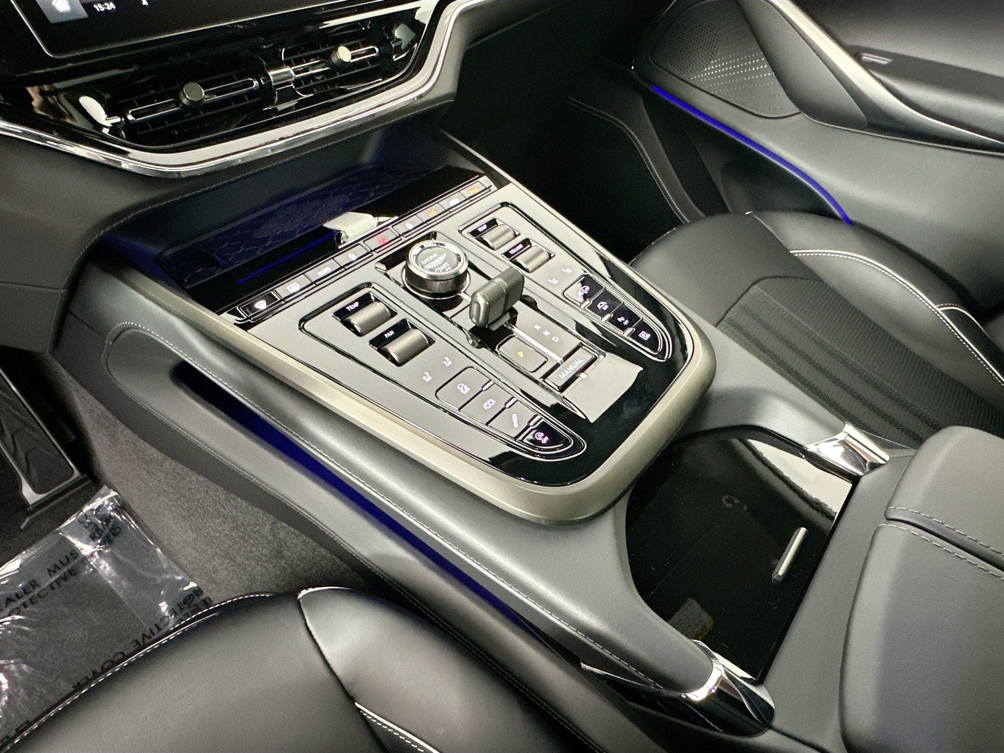 2026 Aston Martin DBX 707