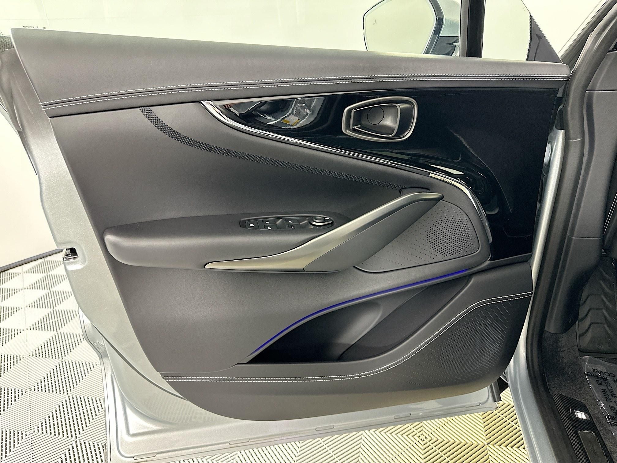 2026 Aston Martin DBX 707