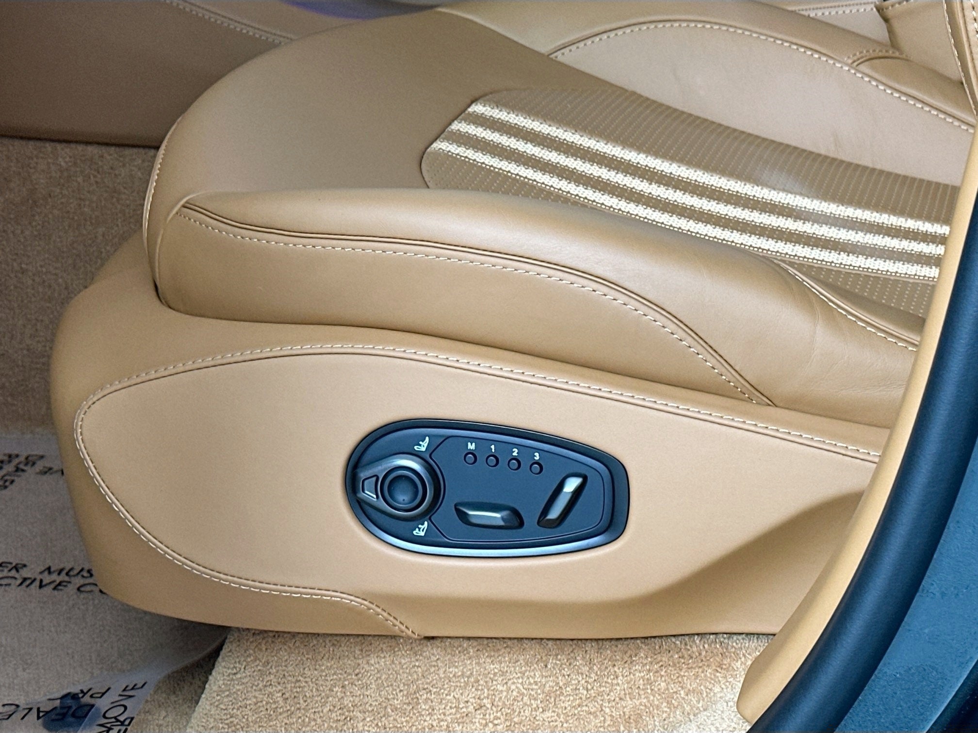 2026 Aston Martin DBX 707