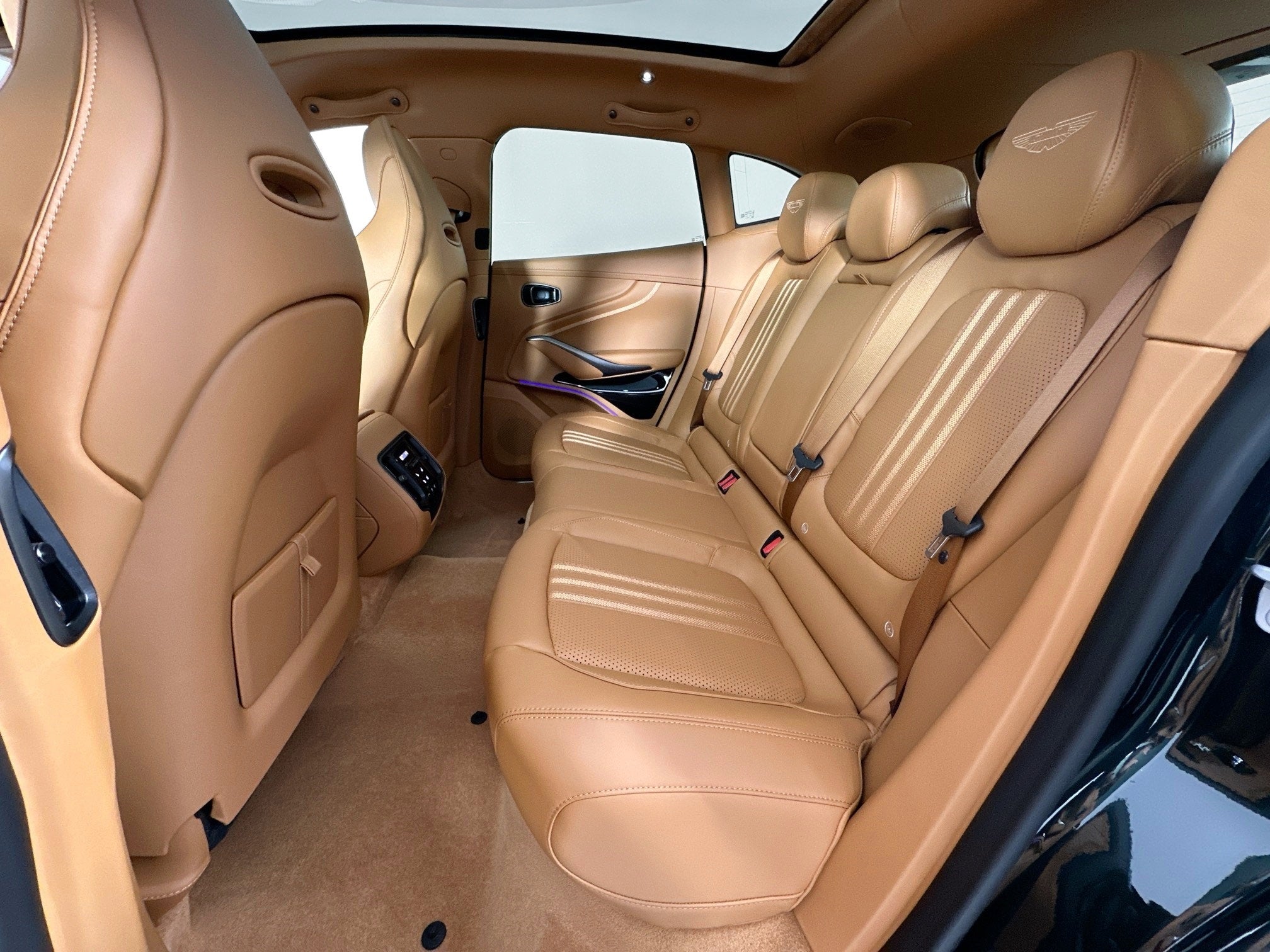 2026 Aston Martin DBX 707